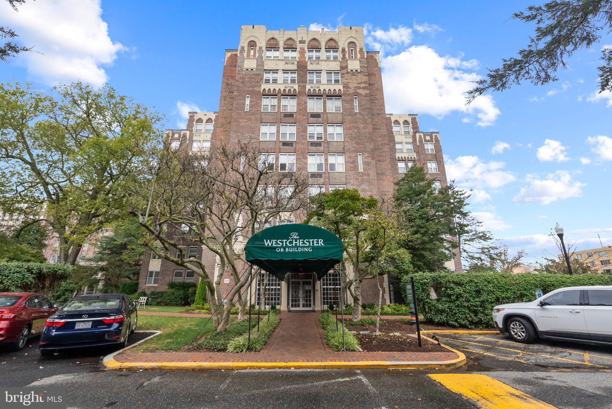 4000 CATHEDRAL AVENUE NW 607B