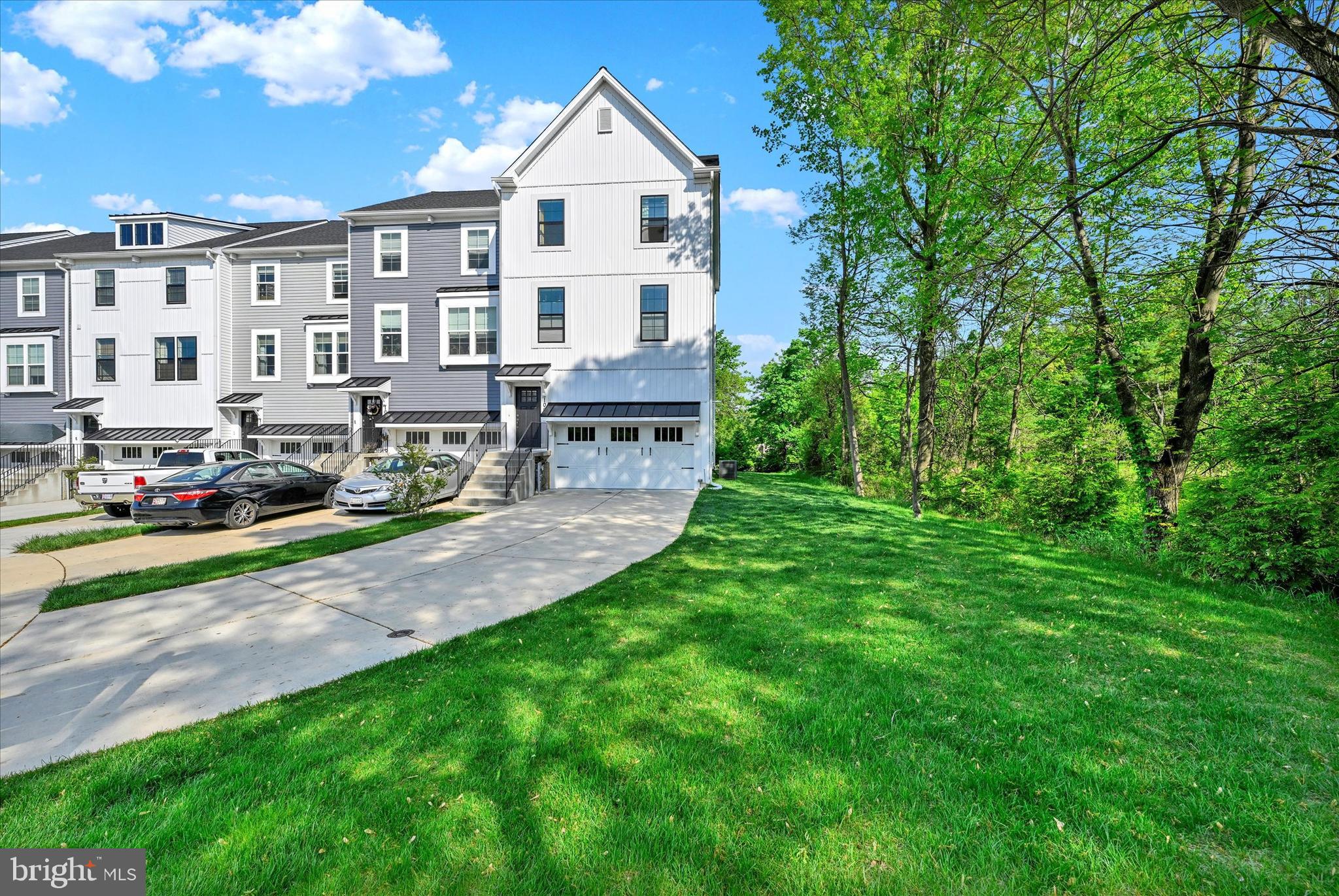 10031 WHITAKER WAY