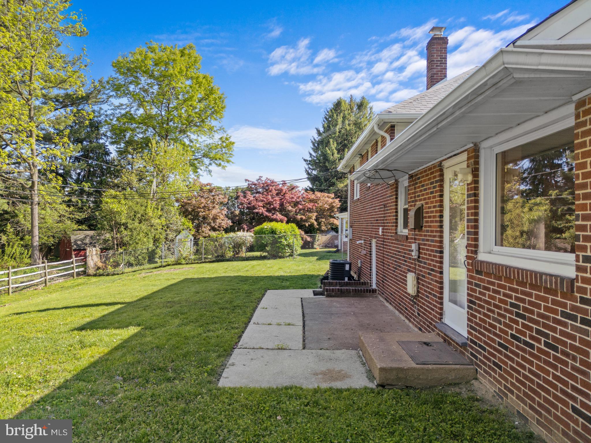 MAYFIELD - Residential