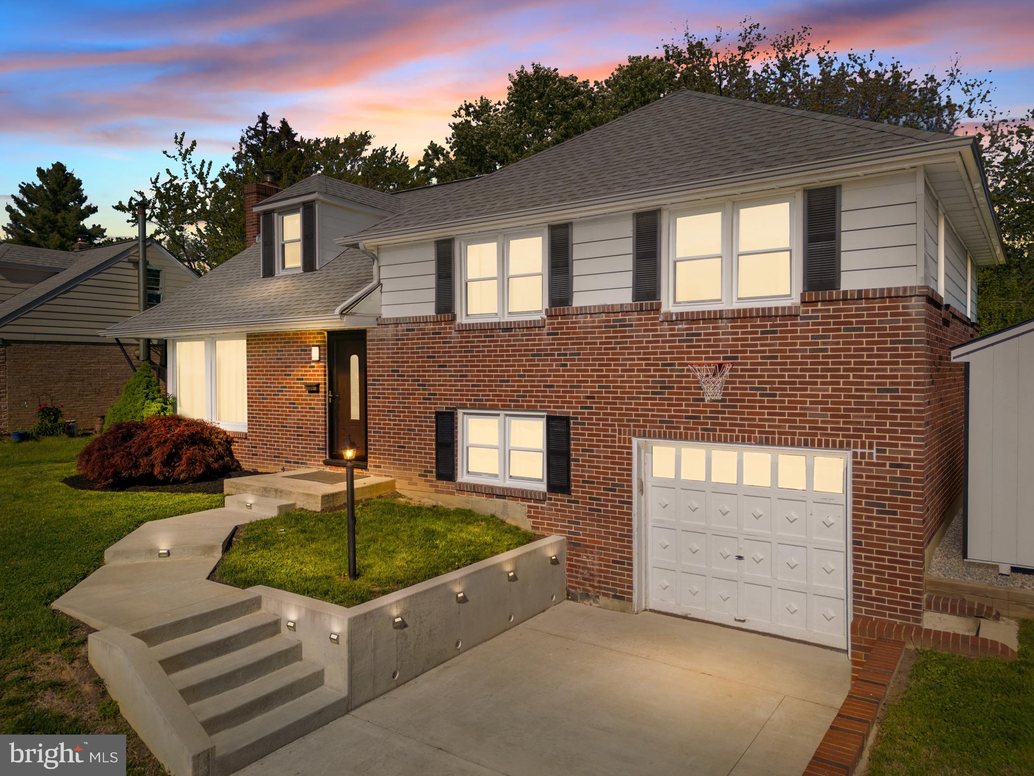 MAYFIELD - Residential