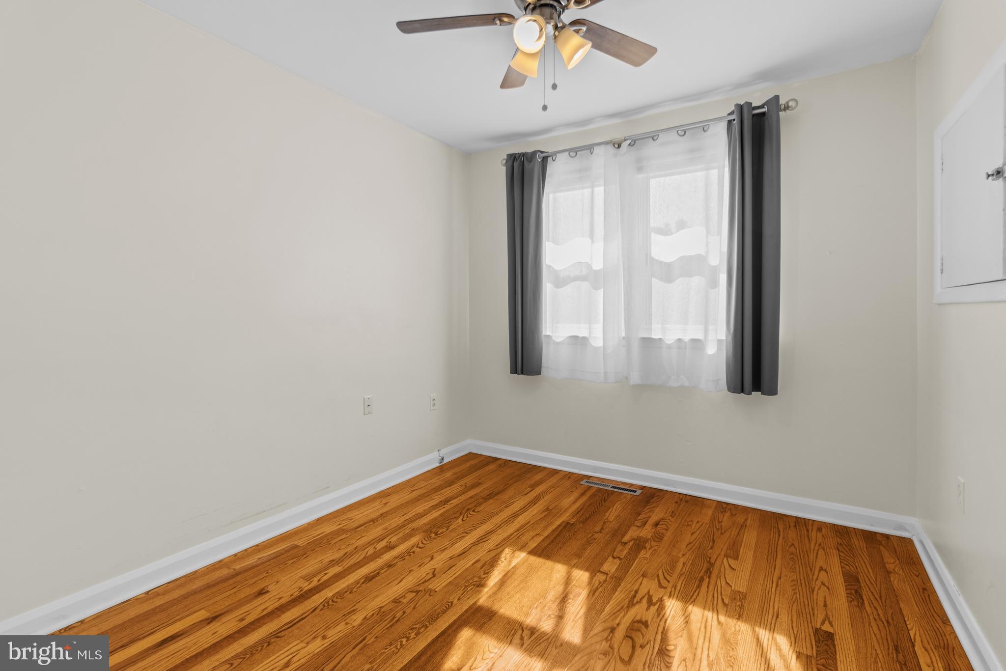 MAYFIELD - Residential