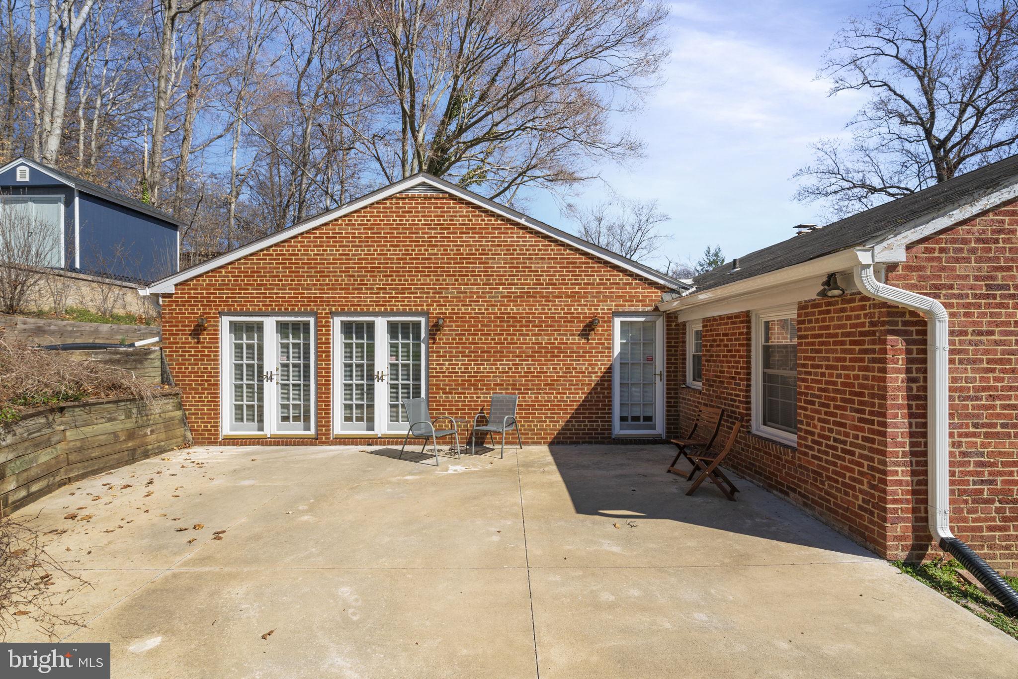 WEYANOKE - Residential Lease