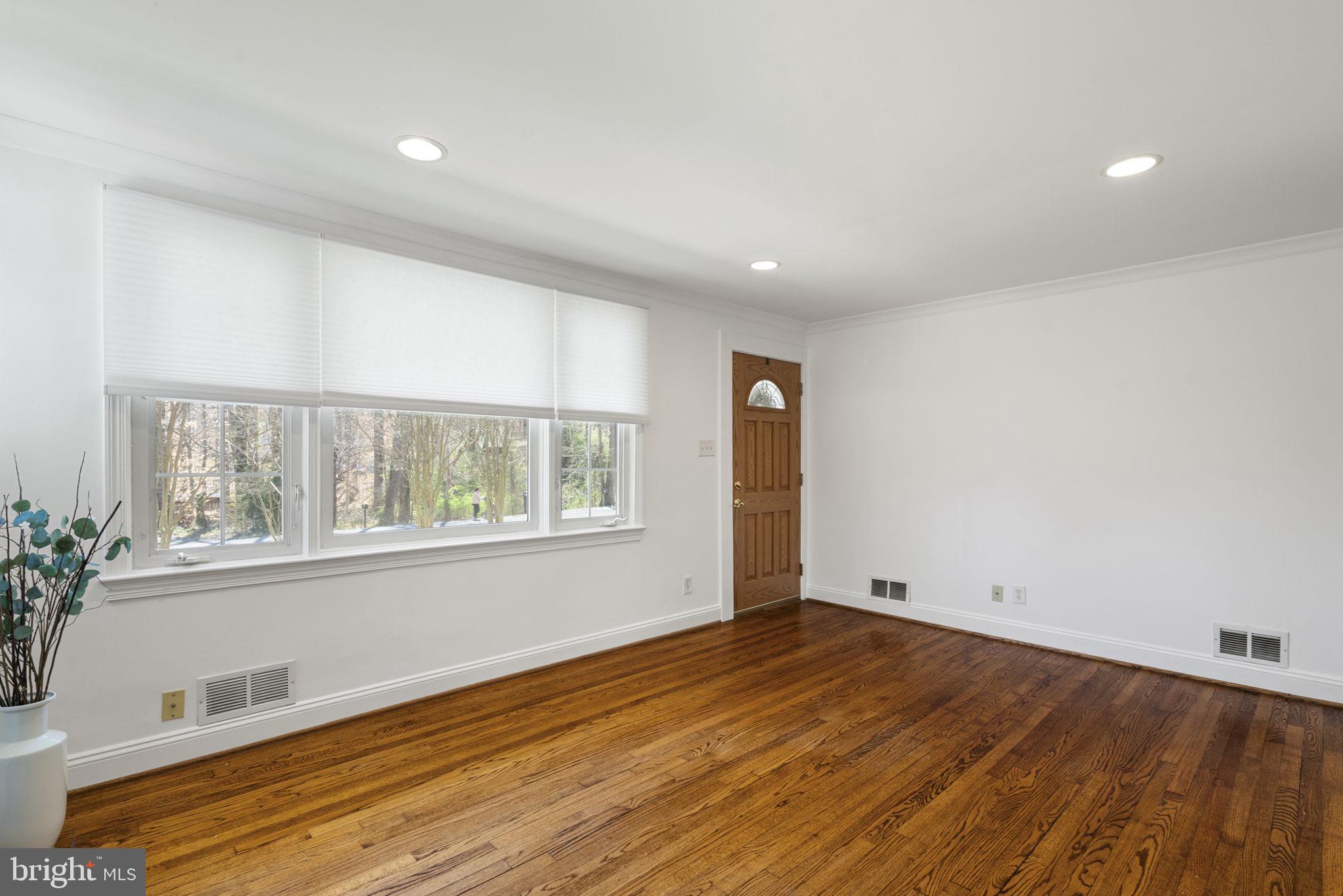 WEYANOKE - Residential Lease