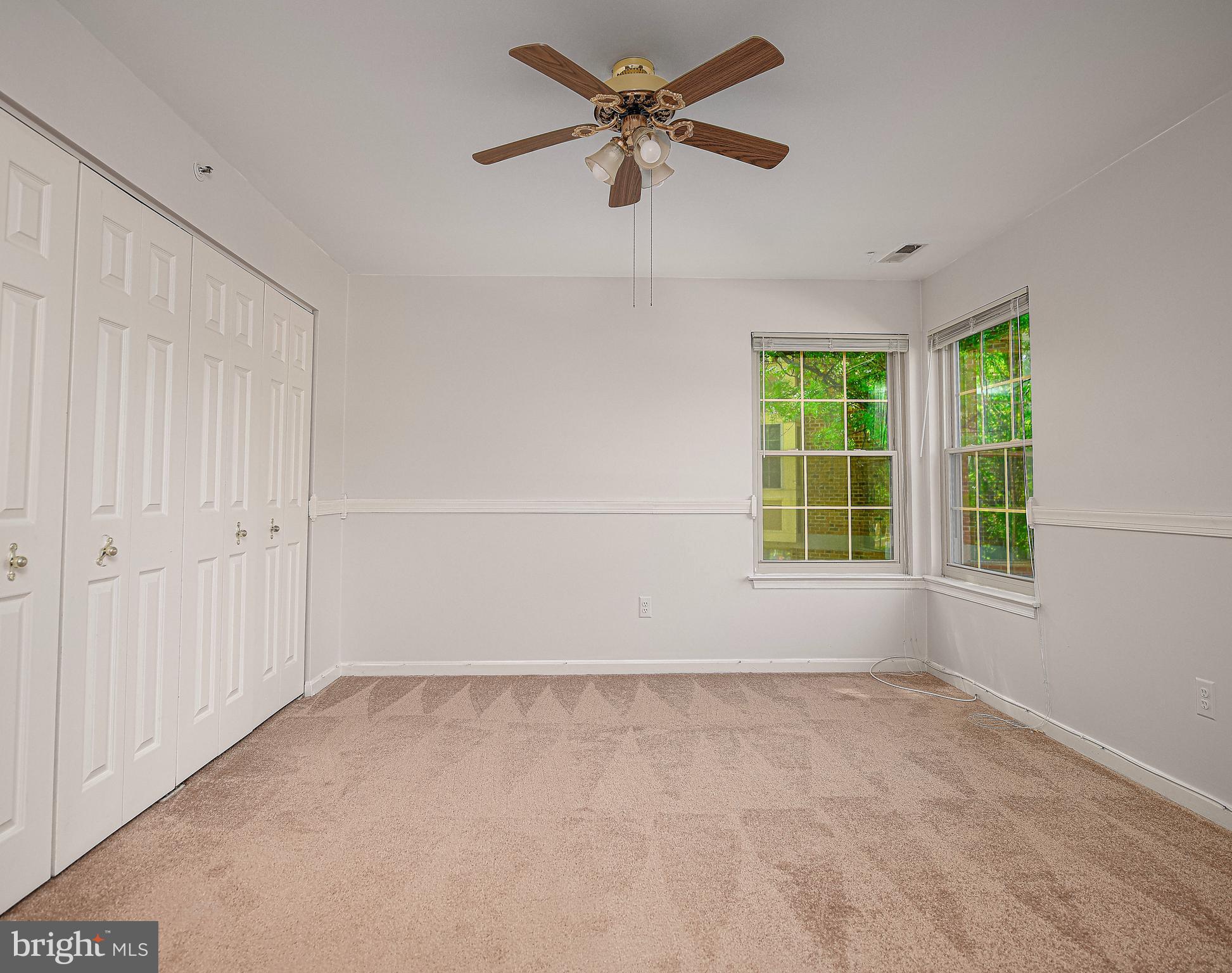 THE POINTE - Residential