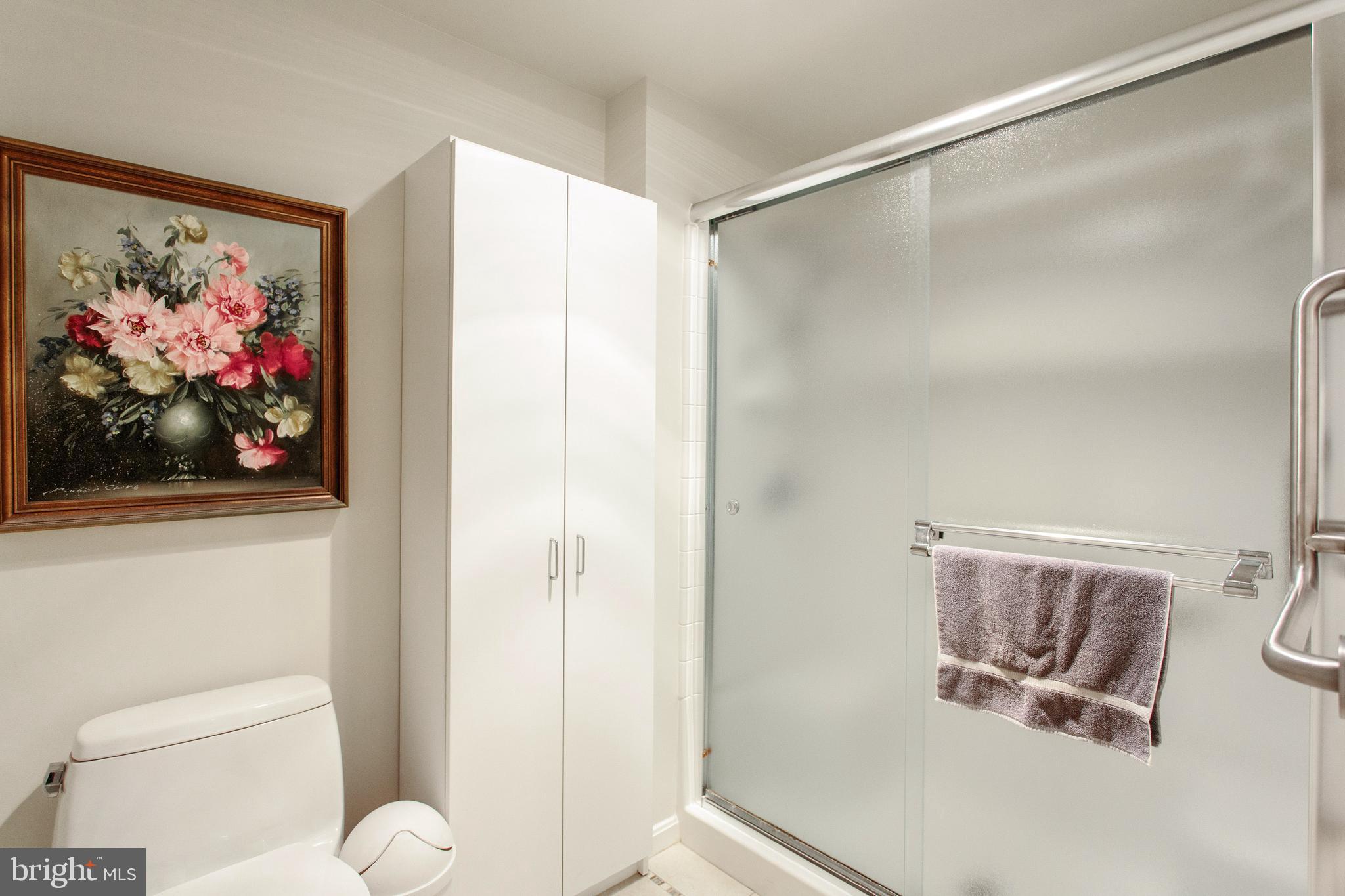 LEISURE WORLD - Residential