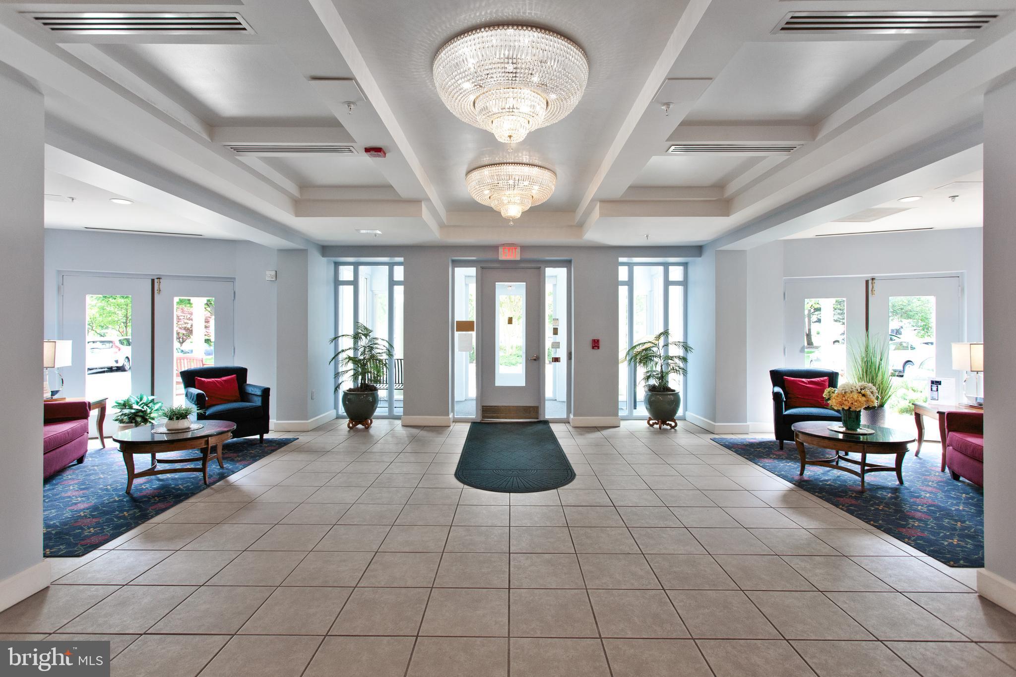 LEISURE WORLD - Residential