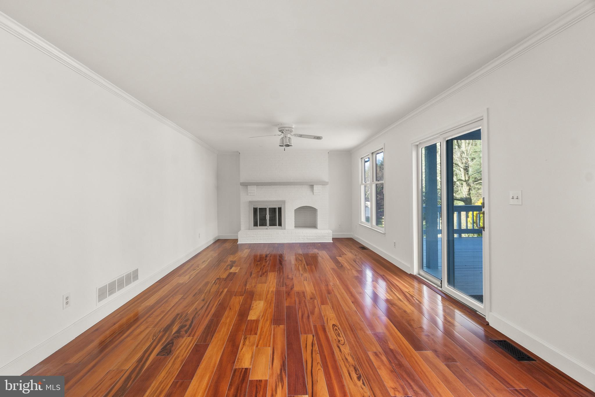 RIDGEWOOD GLEN - Residential