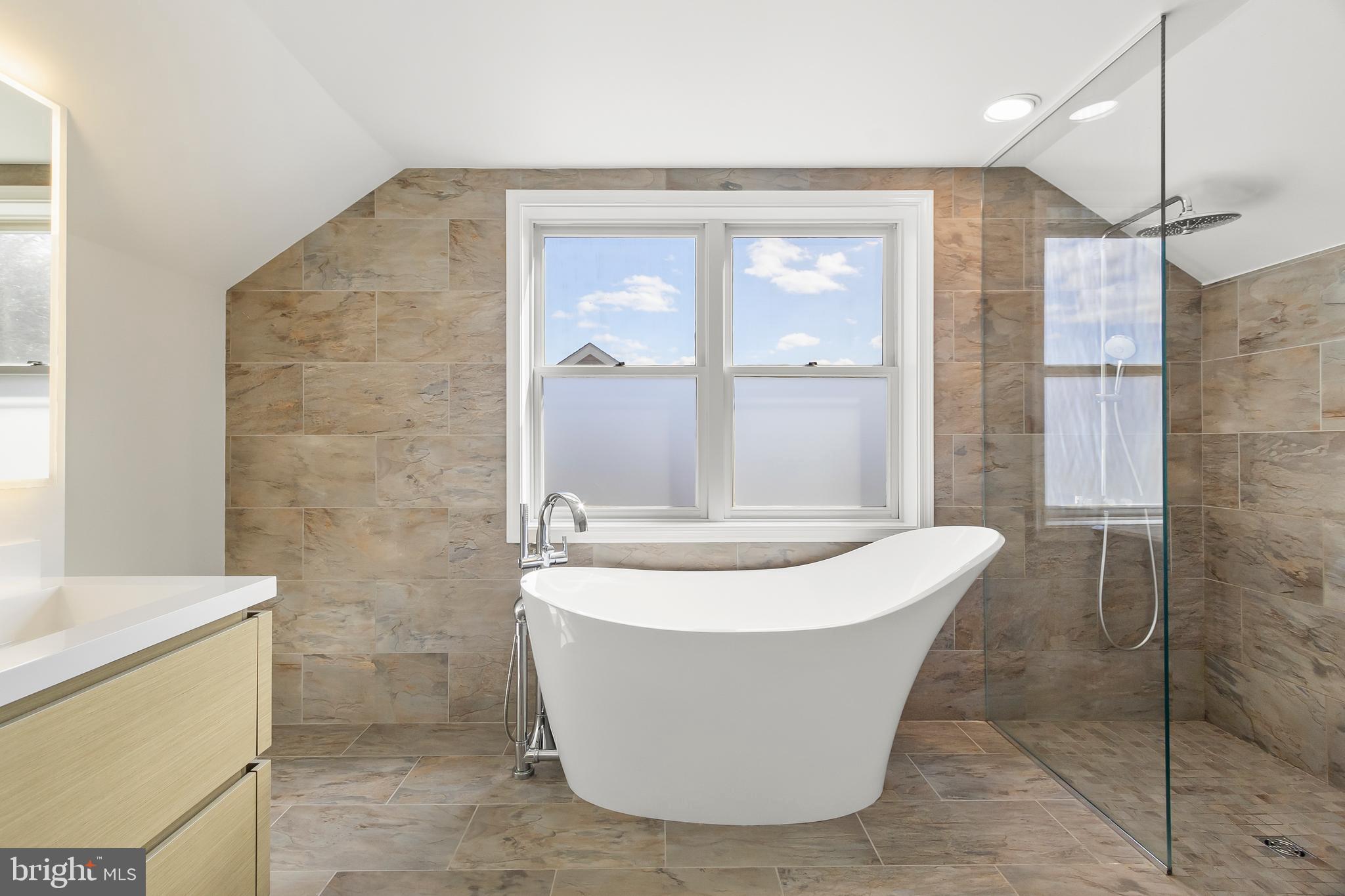 RIDGEWOOD GLEN - Residential