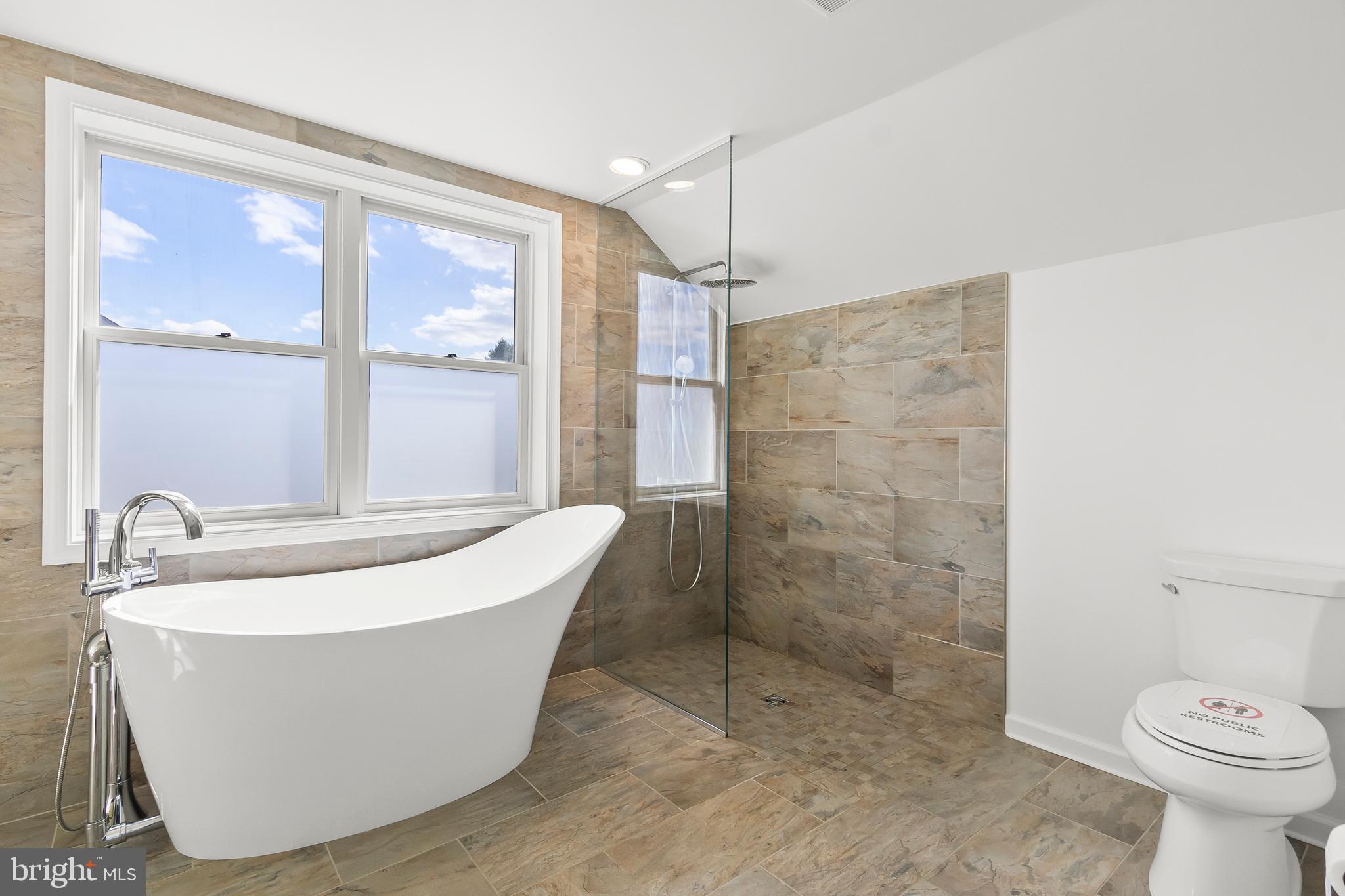 RIDGEWOOD GLEN - Residential