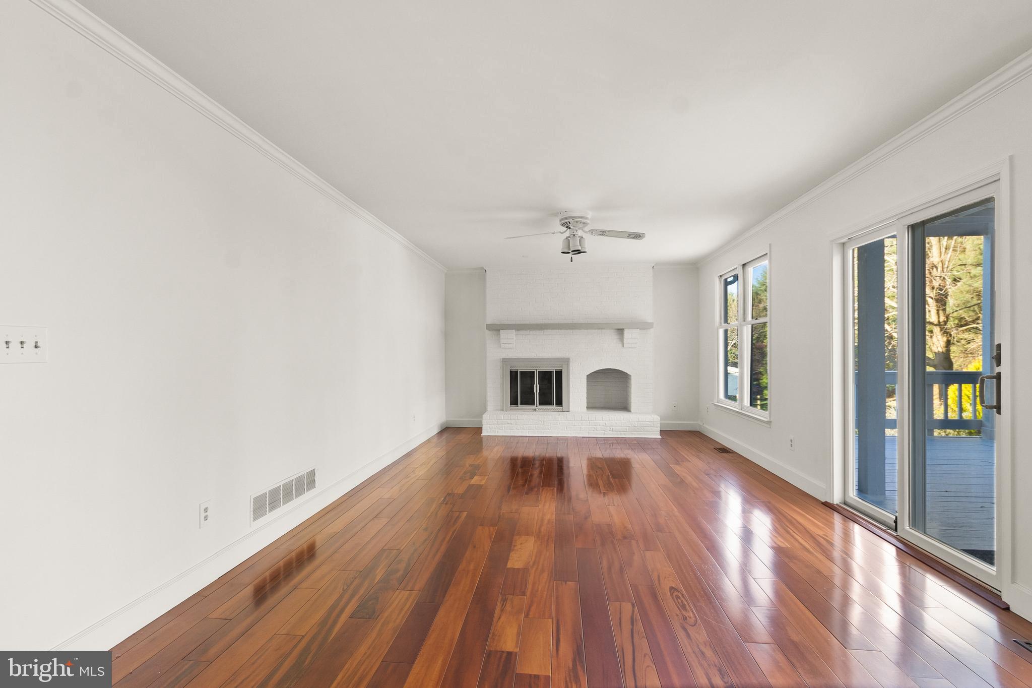 RIDGEWOOD GLEN - Residential