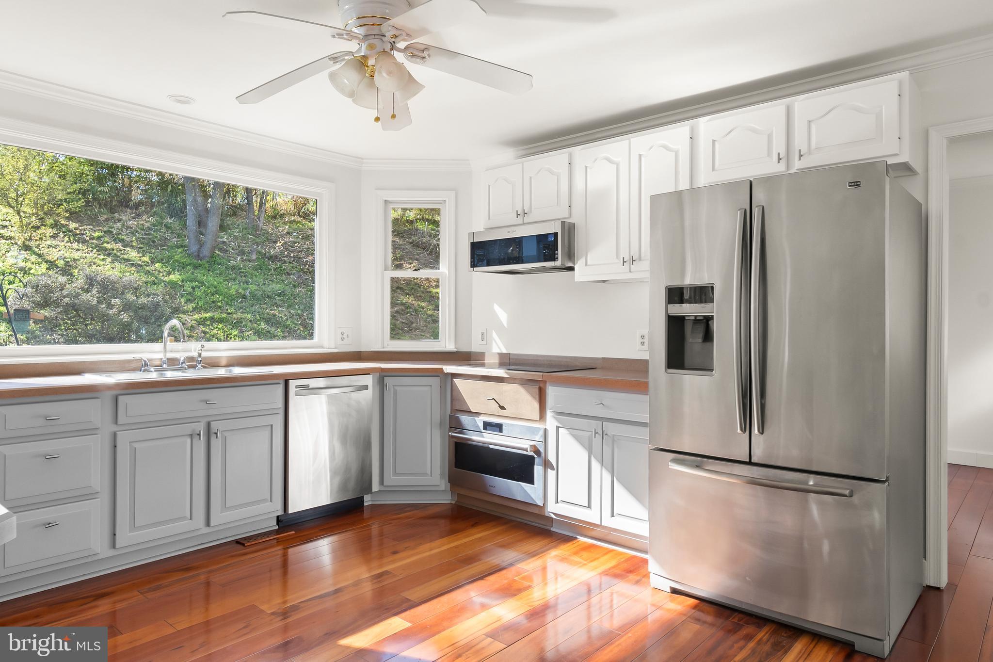 RIDGEWOOD GLEN - Residential