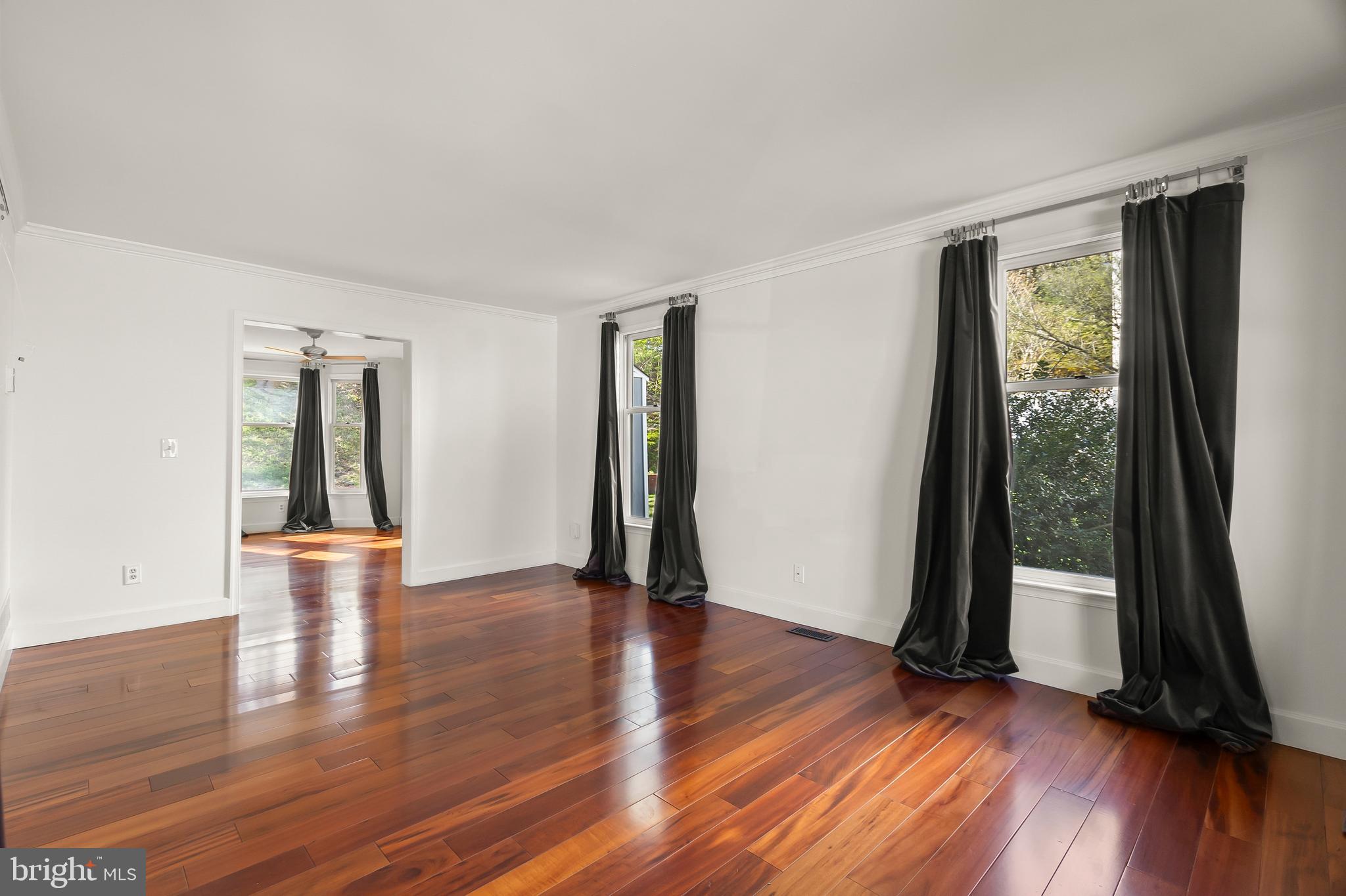 RIDGEWOOD GLEN - Residential