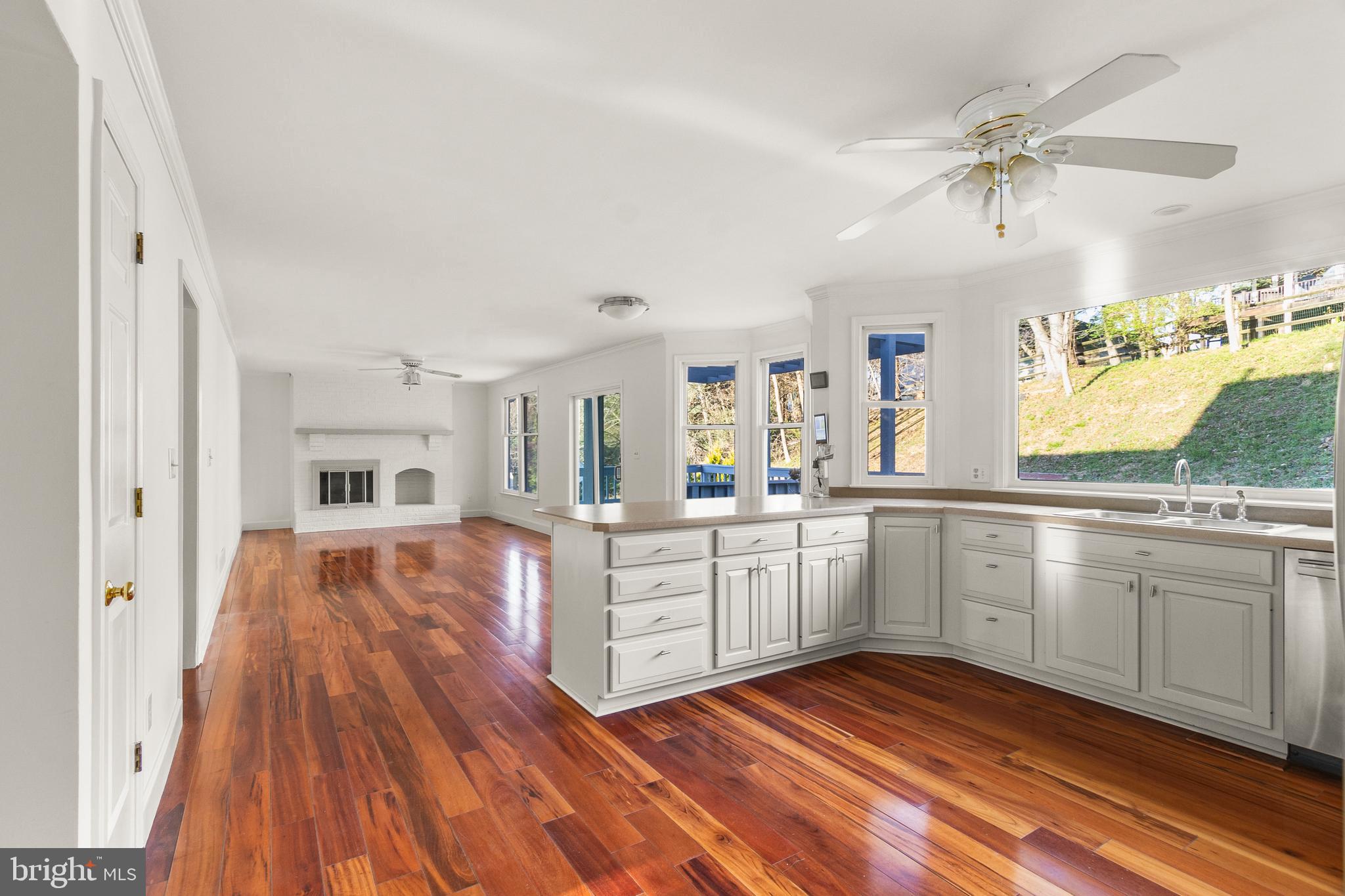 RIDGEWOOD GLEN - Residential