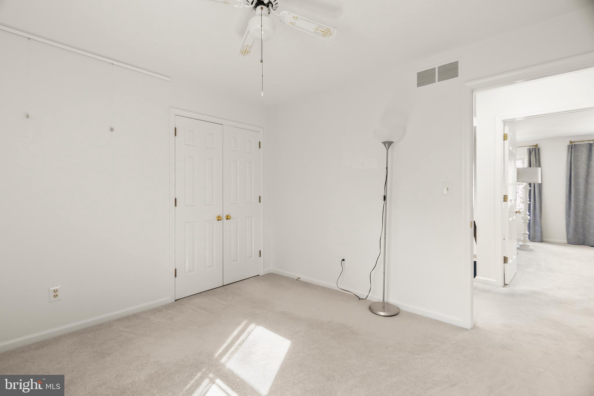 RIDGEWOOD GLEN - Residential