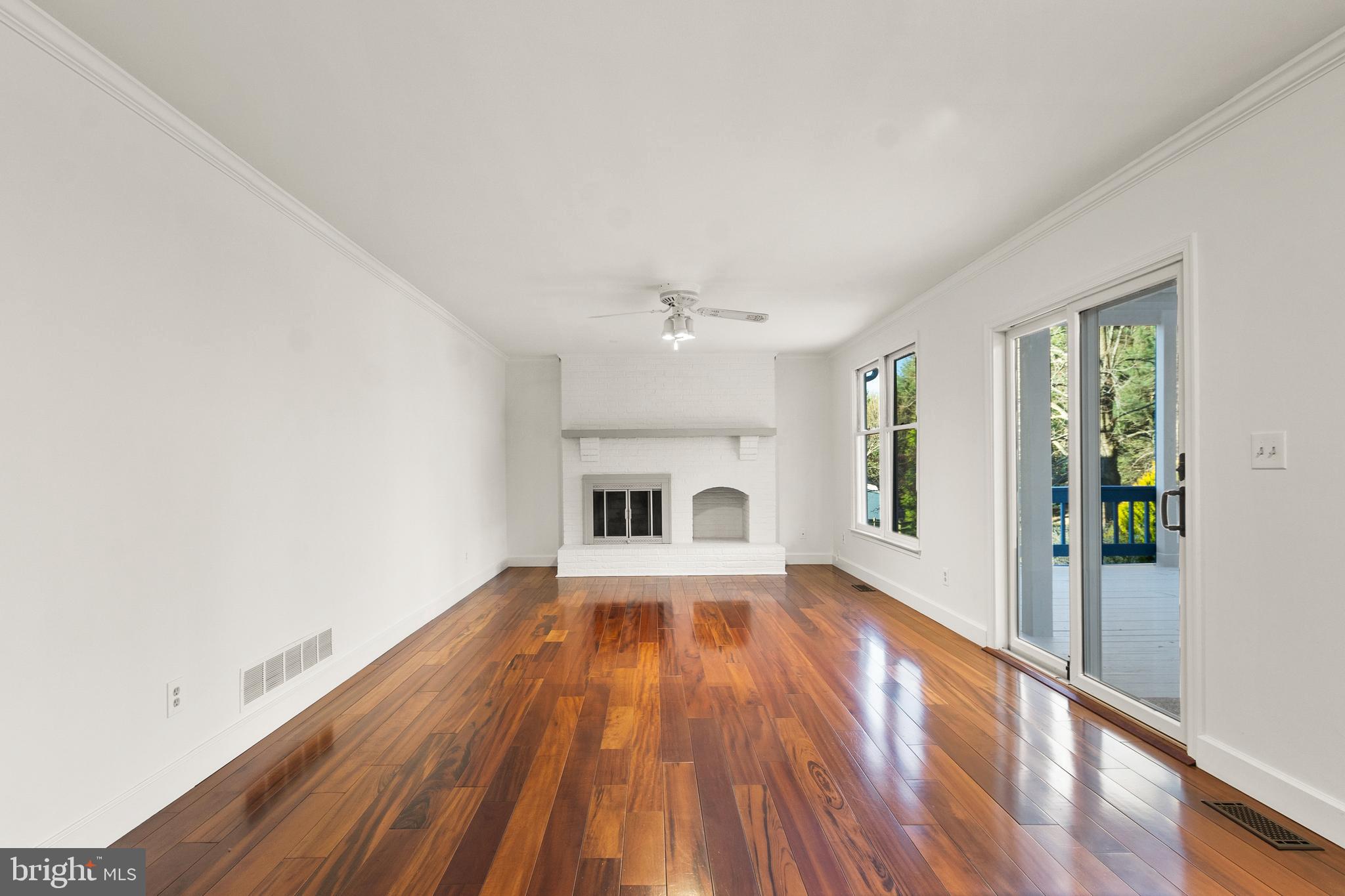 RIDGEWOOD GLEN - Residential