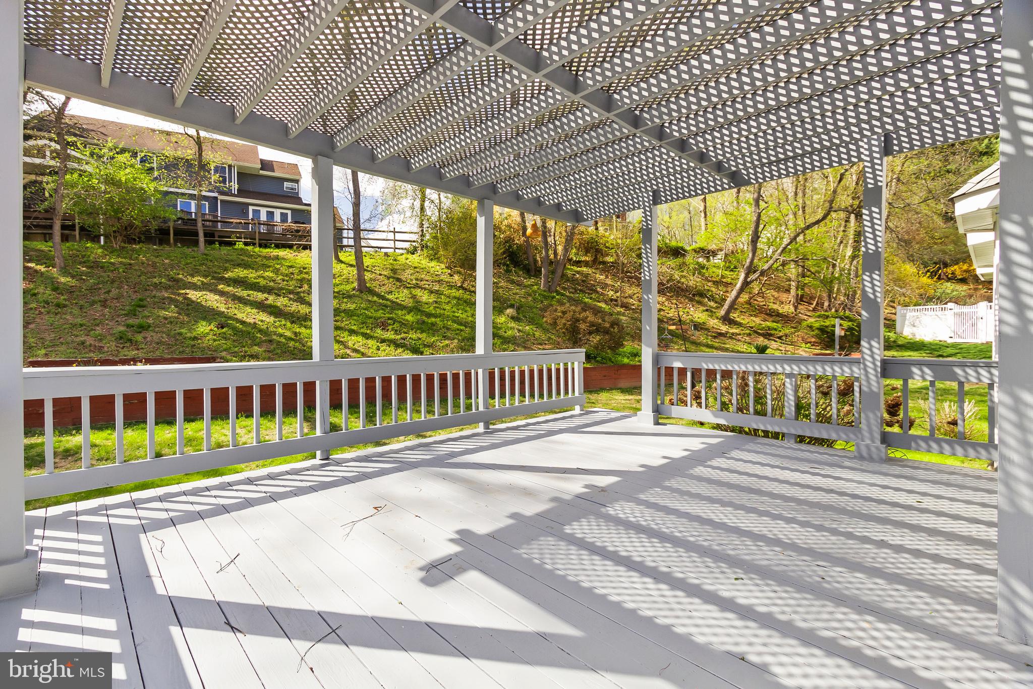 RIDGEWOOD GLEN - Residential