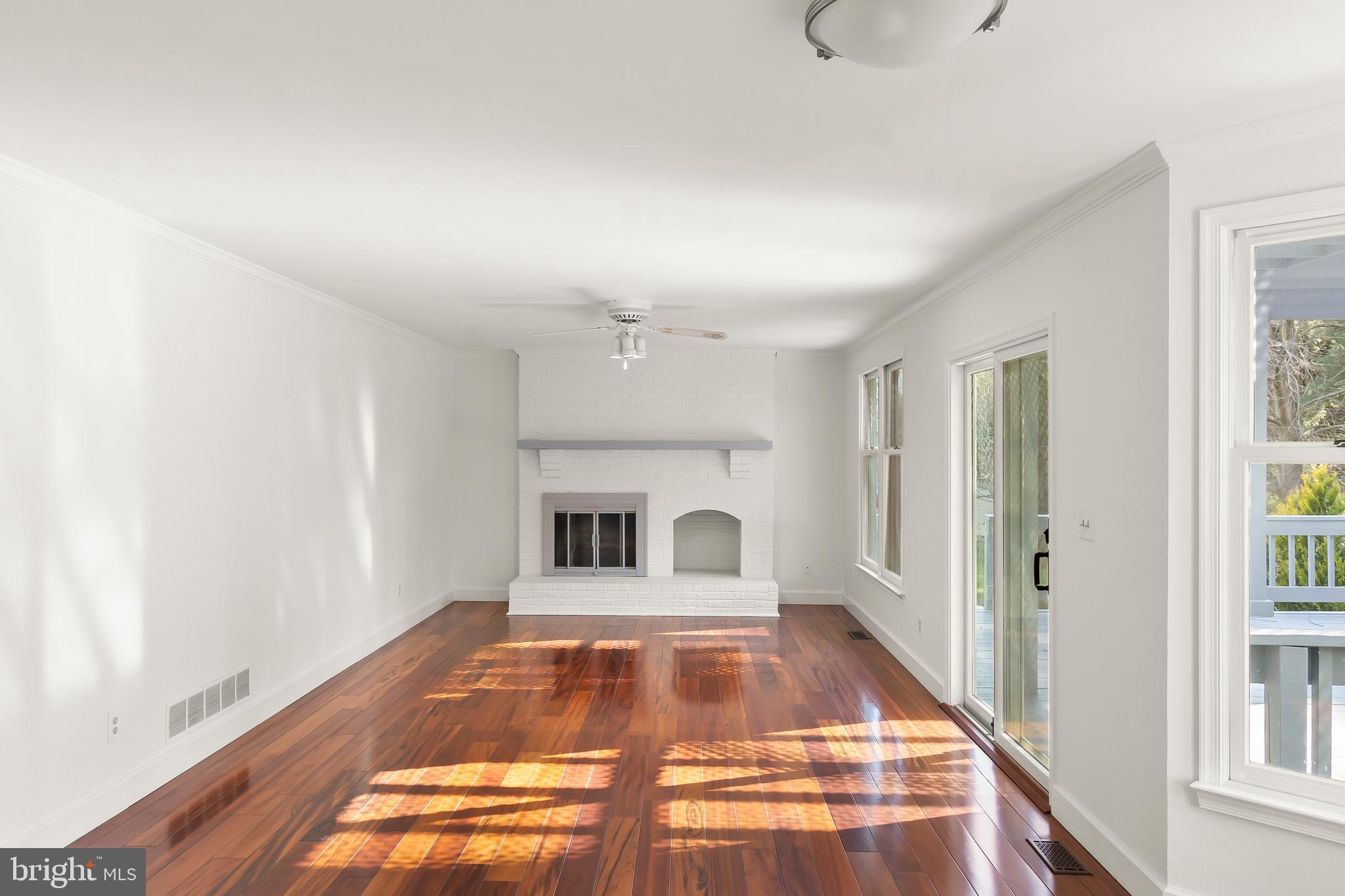 RIDGEWOOD GLEN - Residential