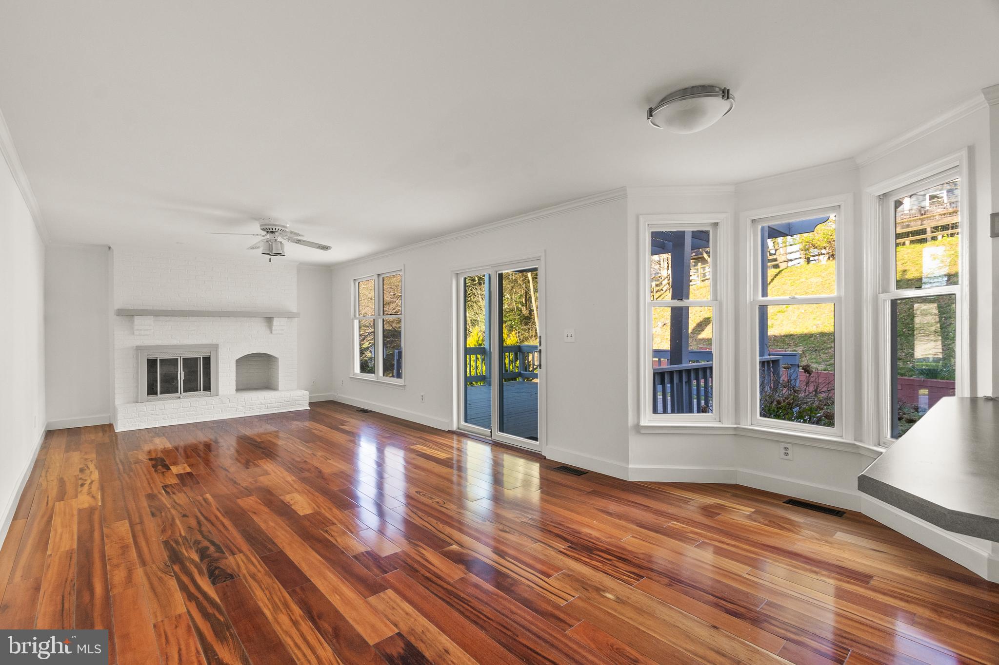 RIDGEWOOD GLEN - Residential