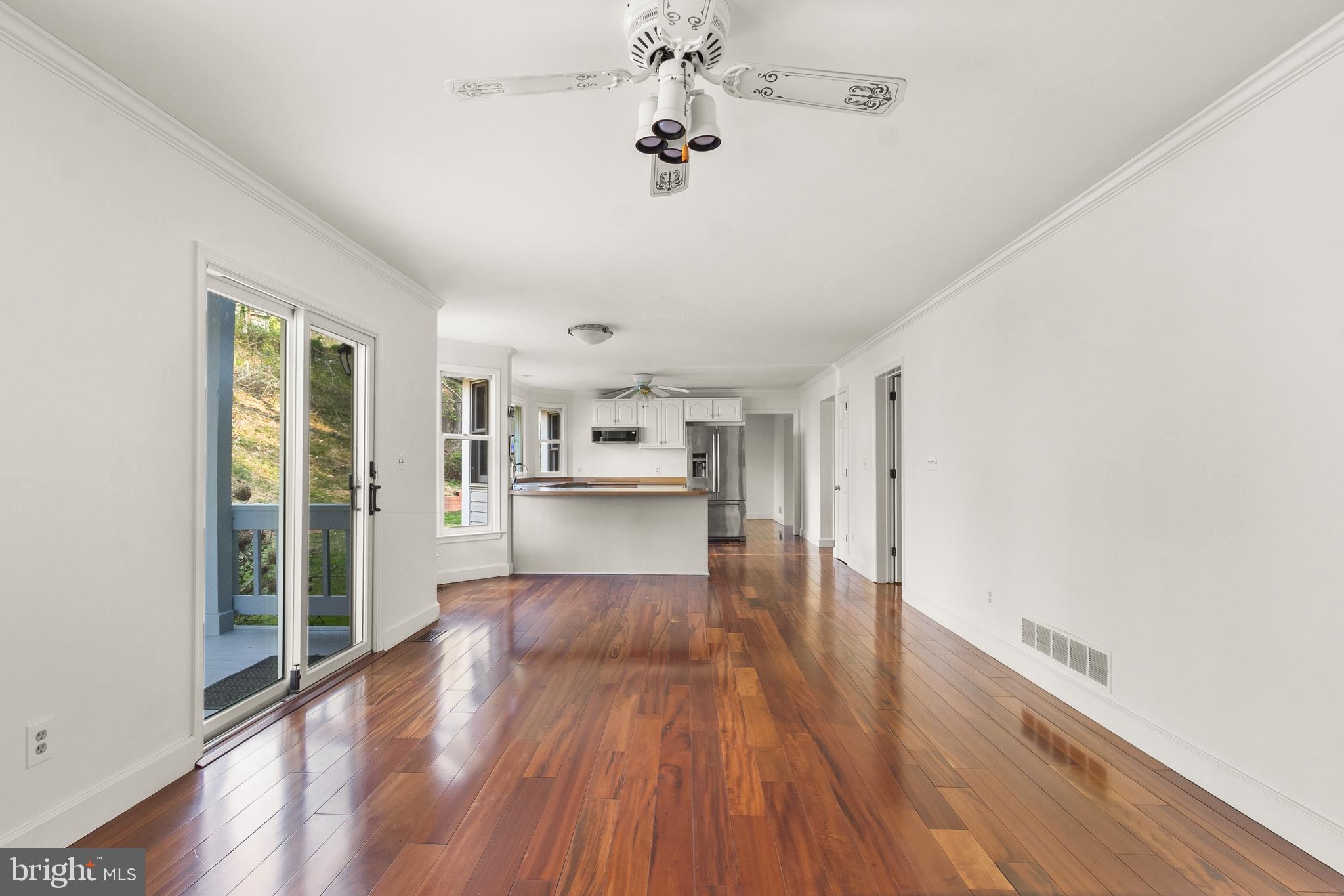 RIDGEWOOD GLEN - Residential