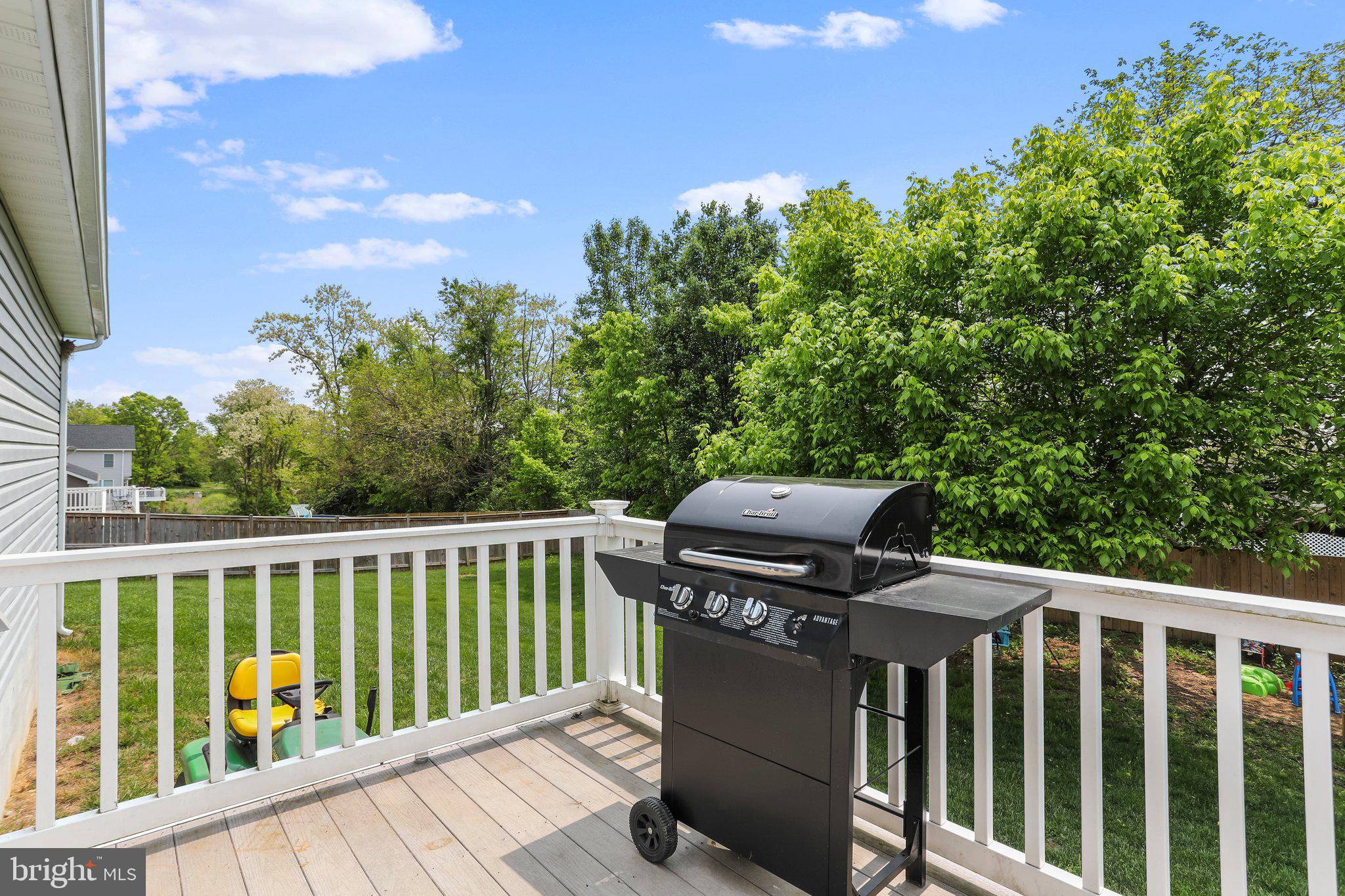 ELIZABETH STATION - Residential