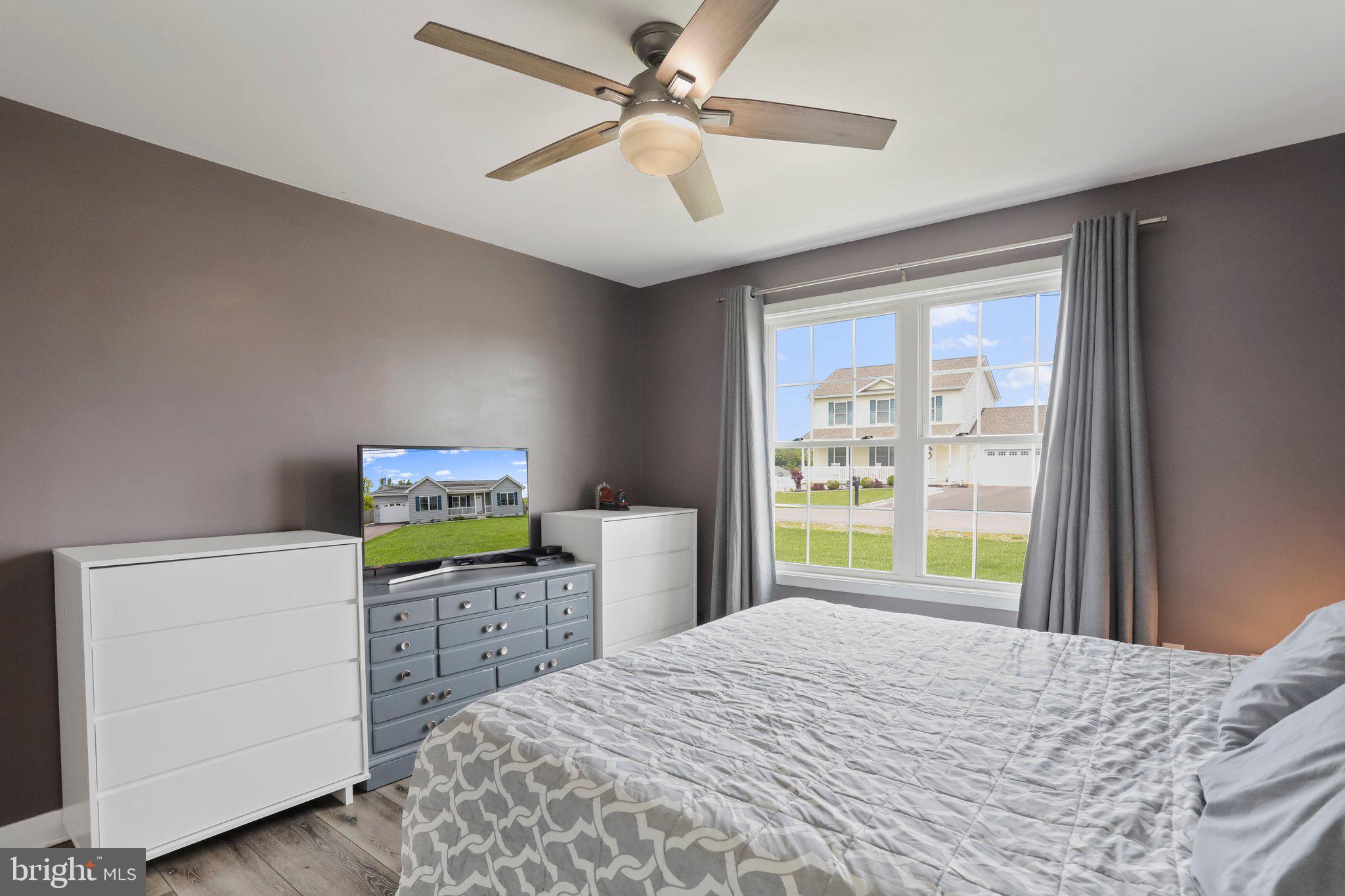 ELIZABETH STATION - Residential