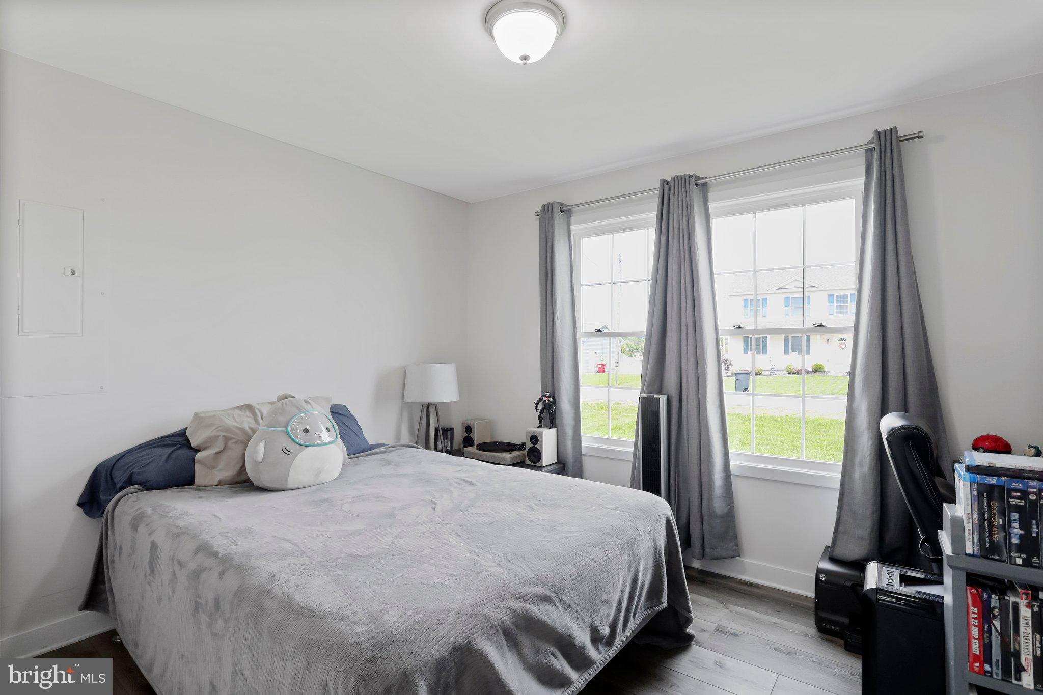 ELIZABETH STATION - Residential