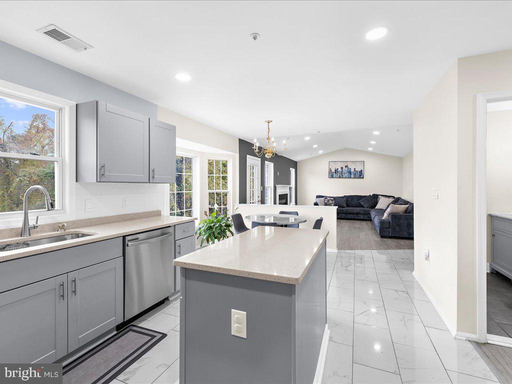 PRINCESS GARDENS - Residential