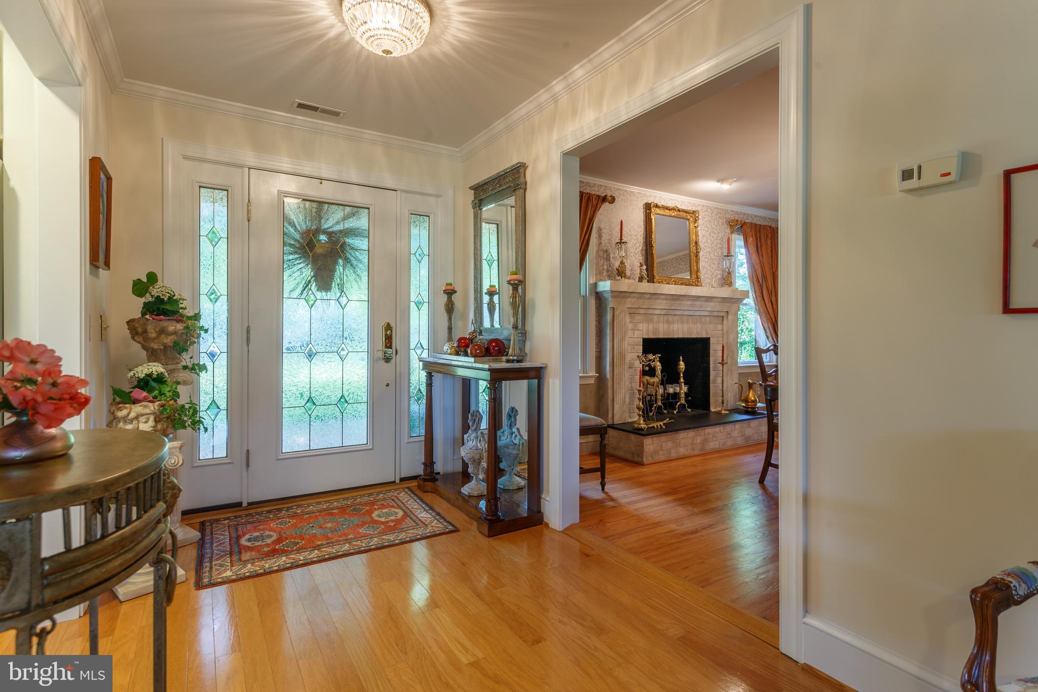 COUNTRY CLUB ESTATES - Residential