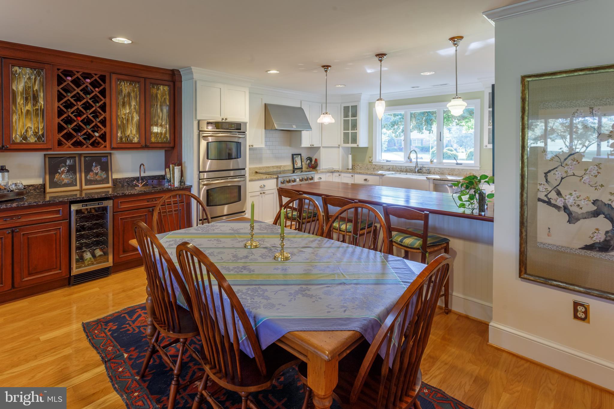 COUNTRY CLUB ESTATES - Residential