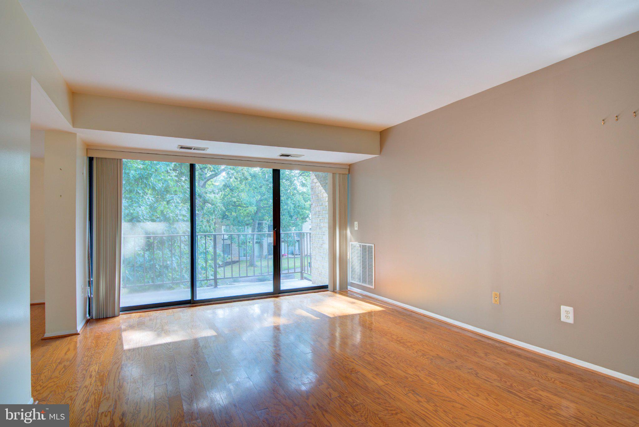 2052 ROYAL FERN COURT 23/21C