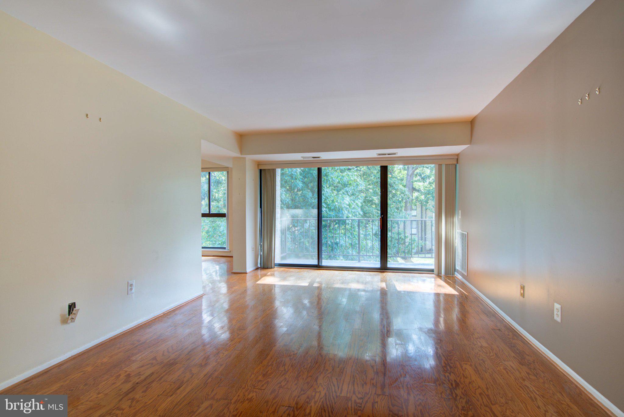 2052 ROYAL FERN COURT 23/21C