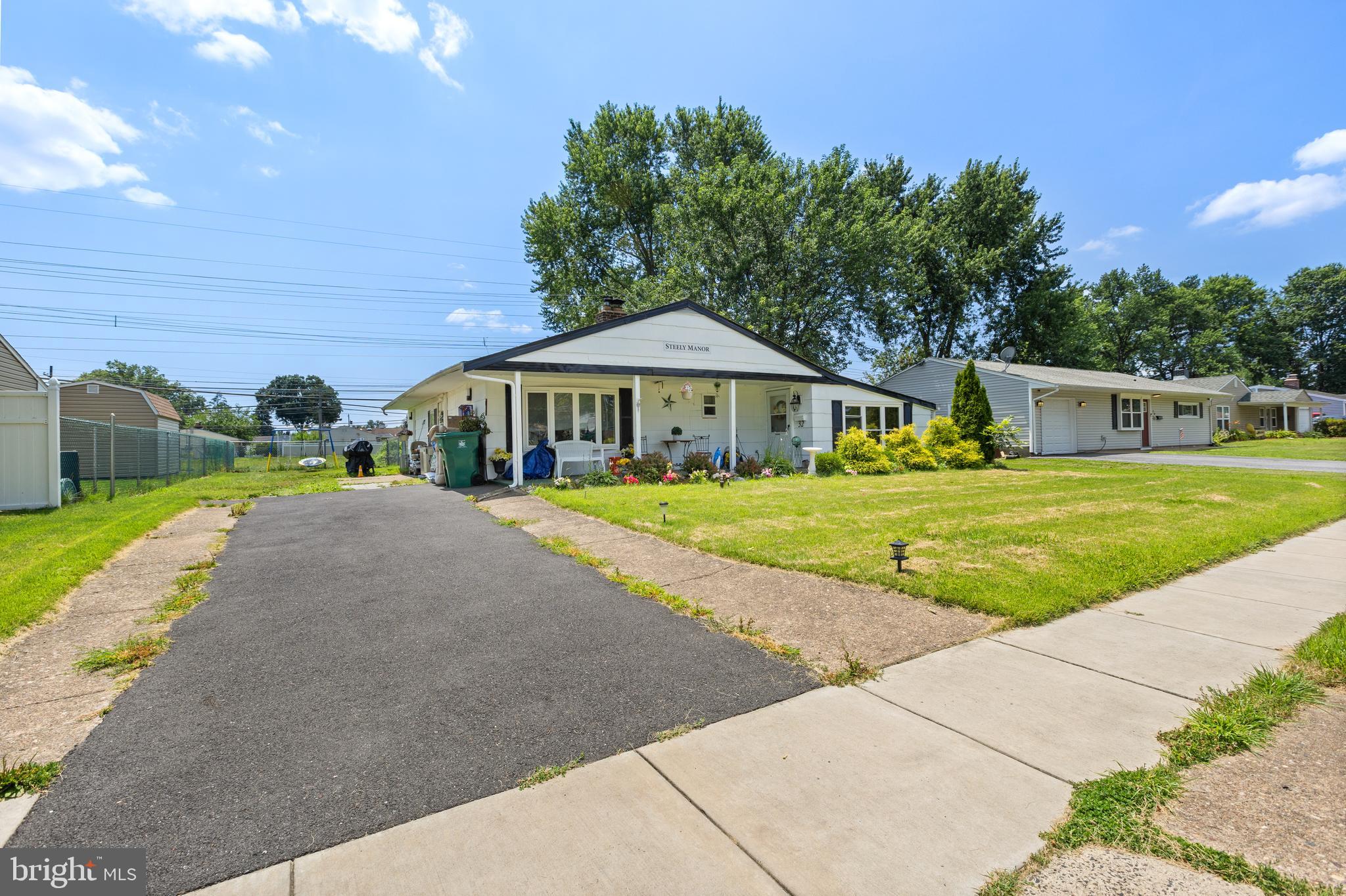 32 GUN ROAD
