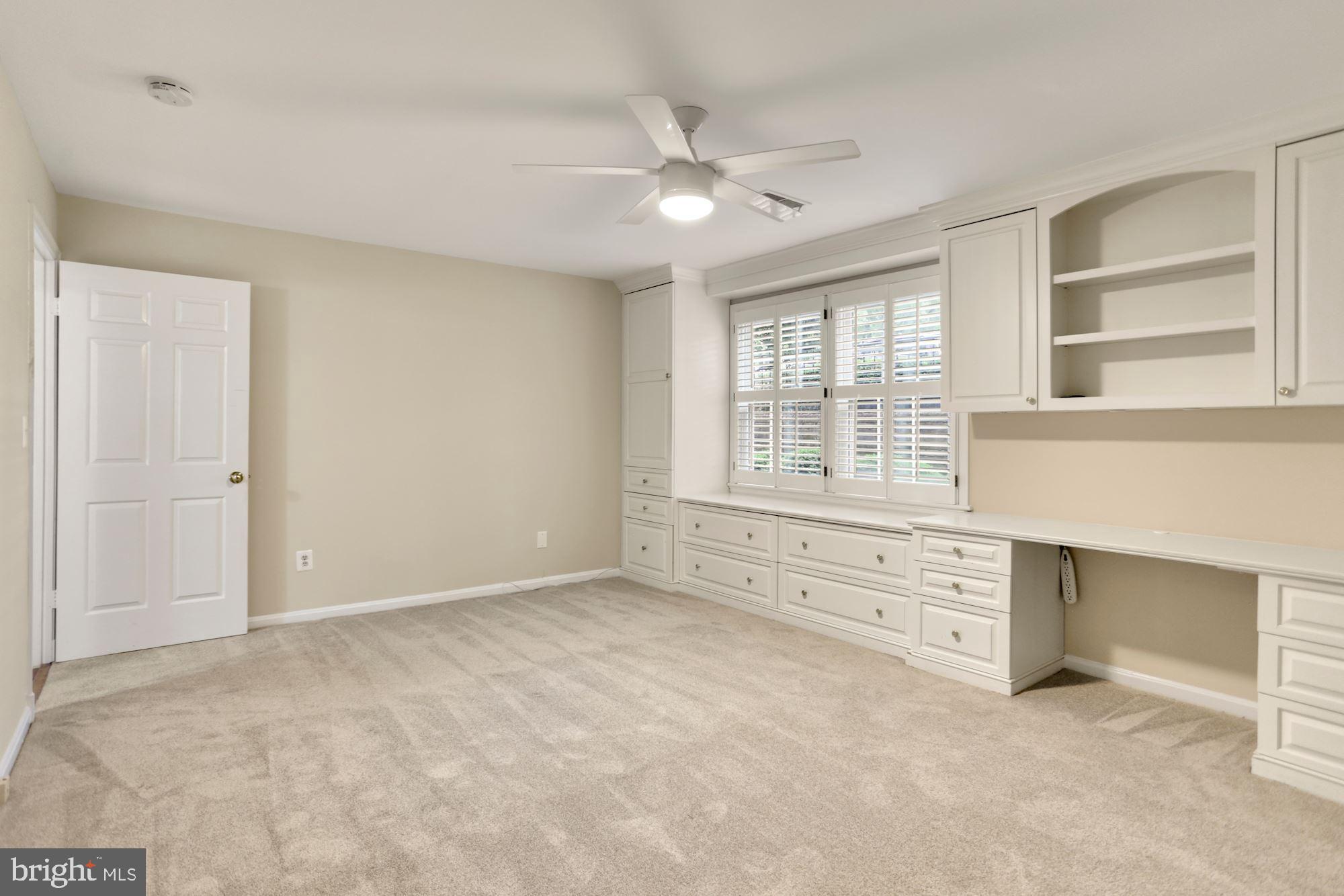 SUMNER SQUARE - Residential Lease