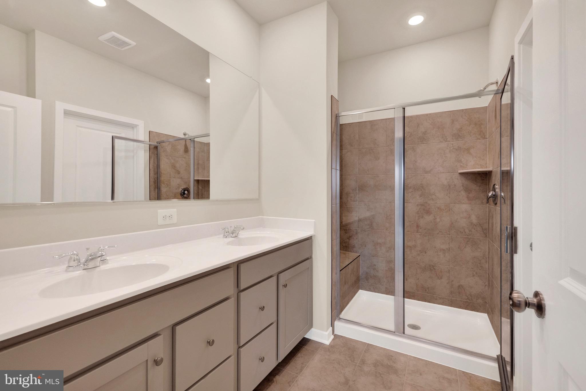 SHENANDOAH SPRINGS - Residential