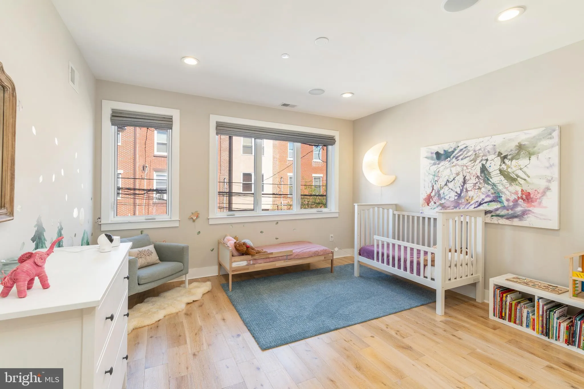 Philadelphia, Pennsylvania 19146, United States, 3 Bedrooms Bedrooms, ,4 BathroomsBathrooms,Residential,Contingent,90872