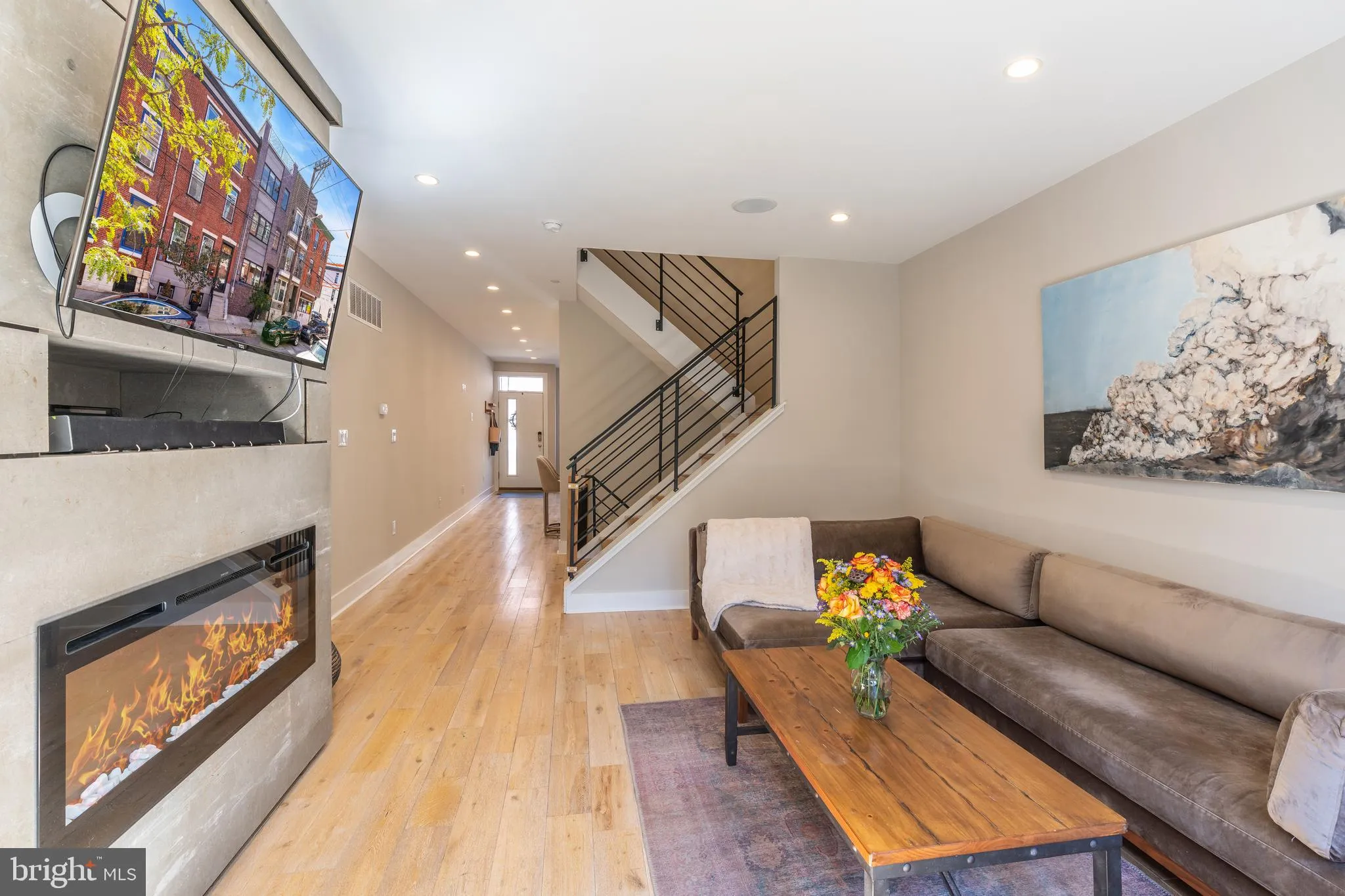 Philadelphia, Pennsylvania 19146, United States, 3 Bedrooms Bedrooms, ,4 BathroomsBathrooms,Residential,Contingent,90872