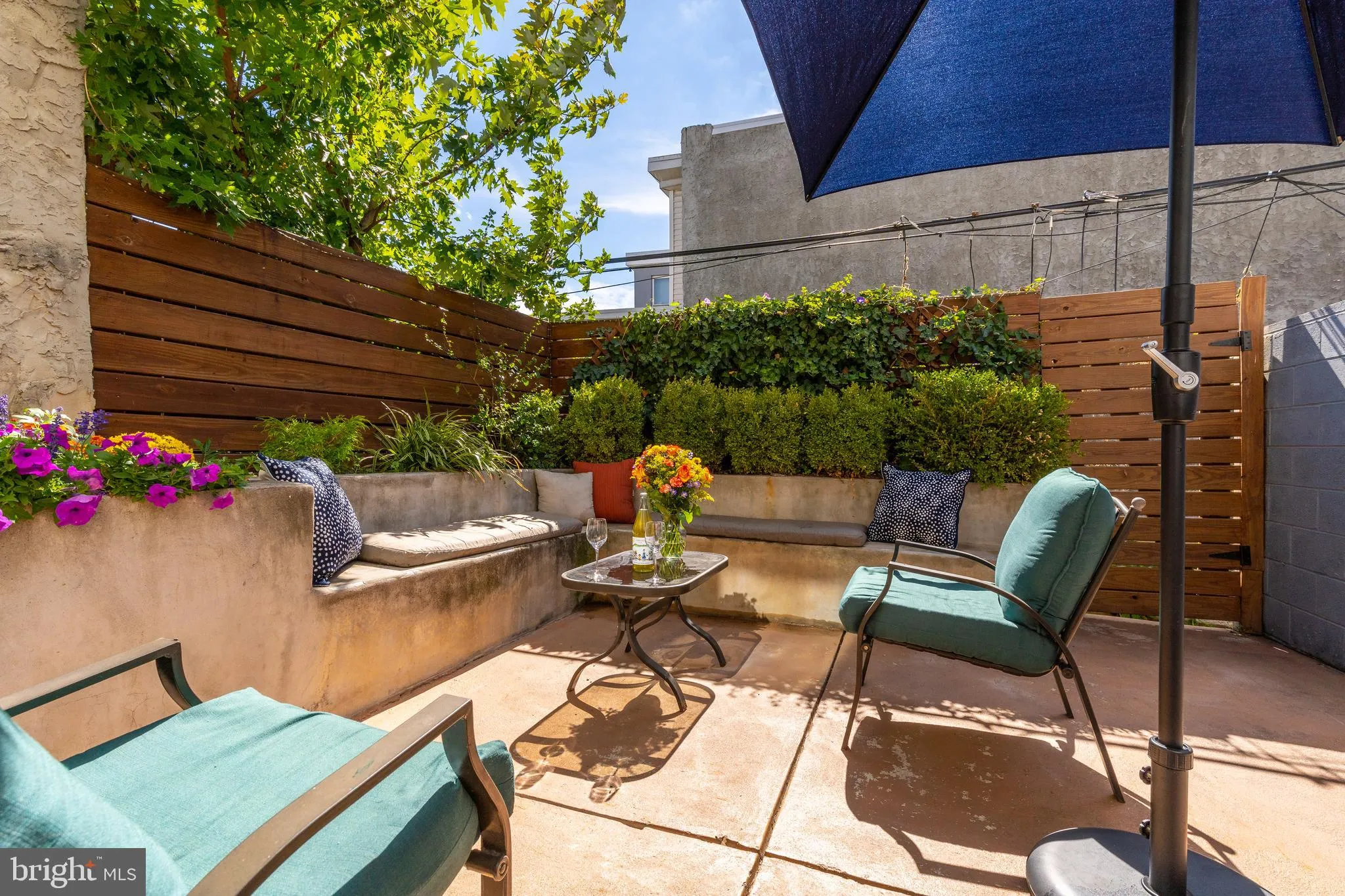 Philadelphia, Pennsylvania 19146, United States, 3 Bedrooms Bedrooms, ,4 BathroomsBathrooms,Residential,Contingent,90872