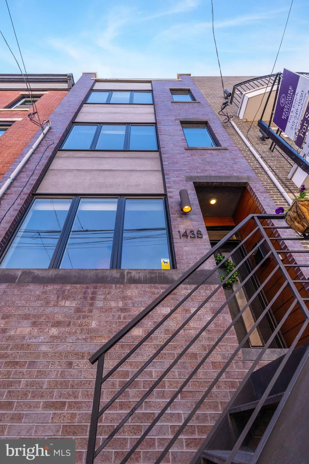 Philadelphia, Pennsylvania 19146, United States, 3 Bedrooms Bedrooms, ,4 BathroomsBathrooms,Residential,Contingent,90872