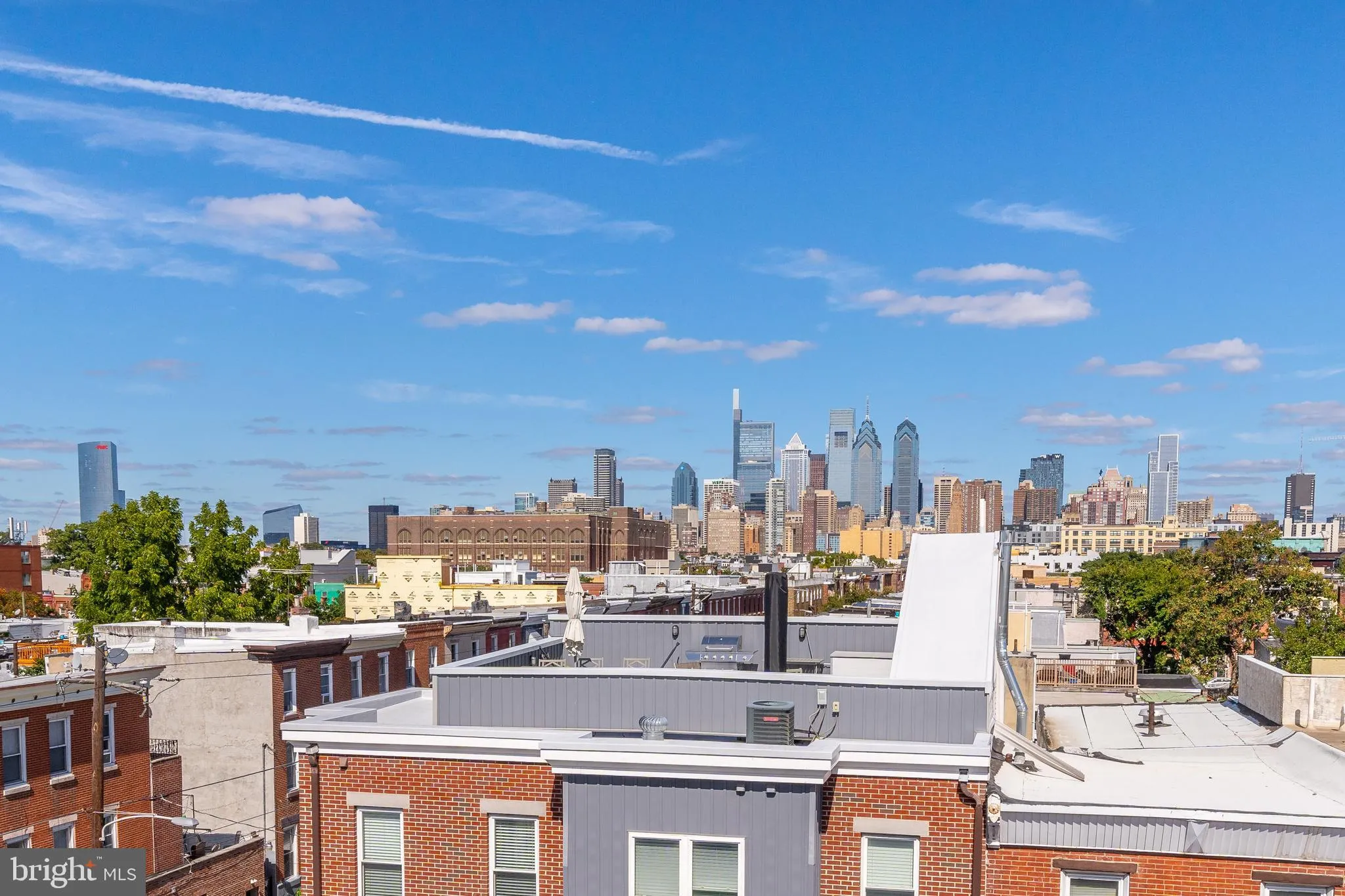 Philadelphia, Pennsylvania 19146, United States, 3 Bedrooms Bedrooms, ,4 BathroomsBathrooms,Residential,Contingent,90872