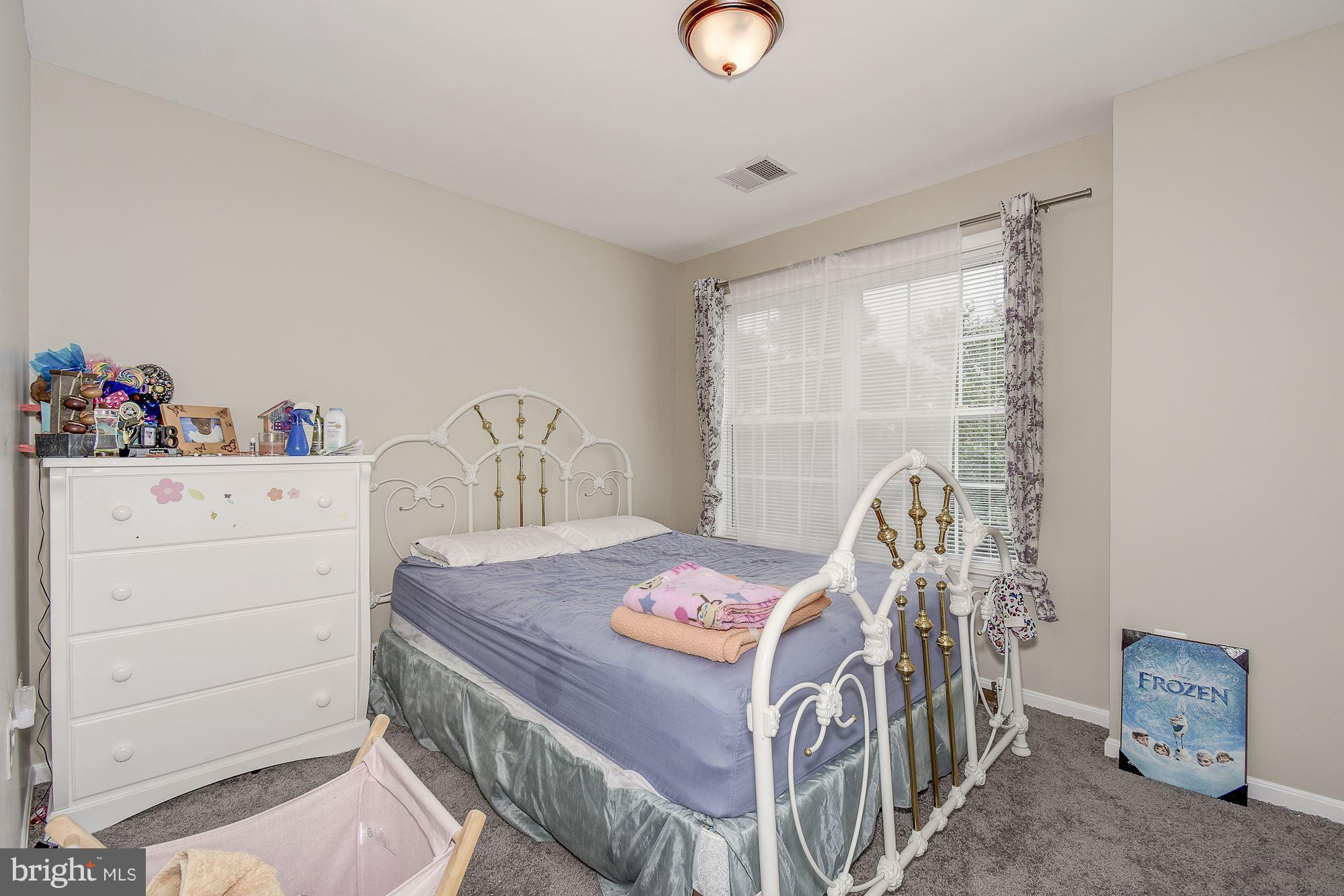 HAWTHORNE HILL - Residential