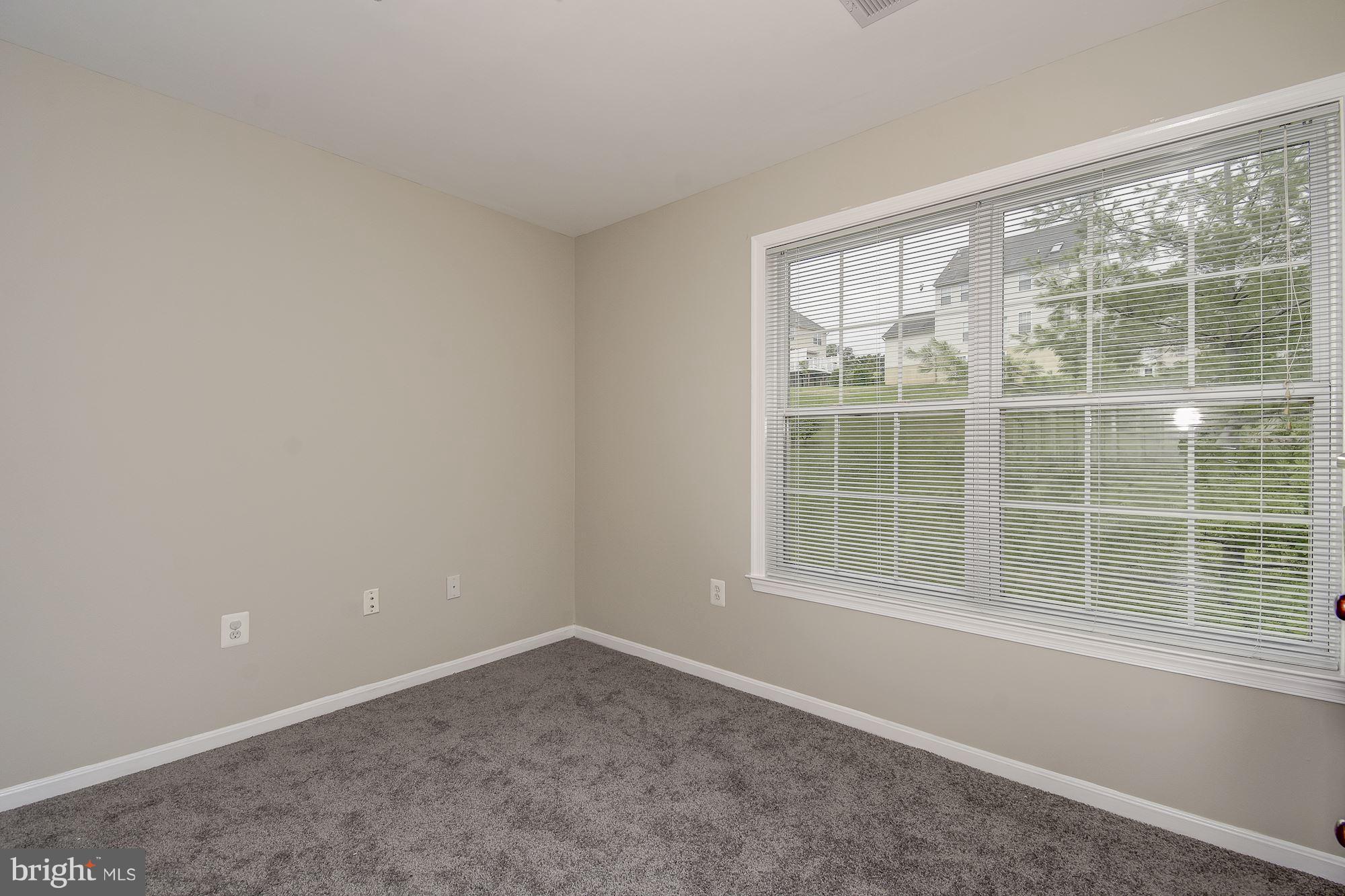 HAWTHORNE HILL - Residential