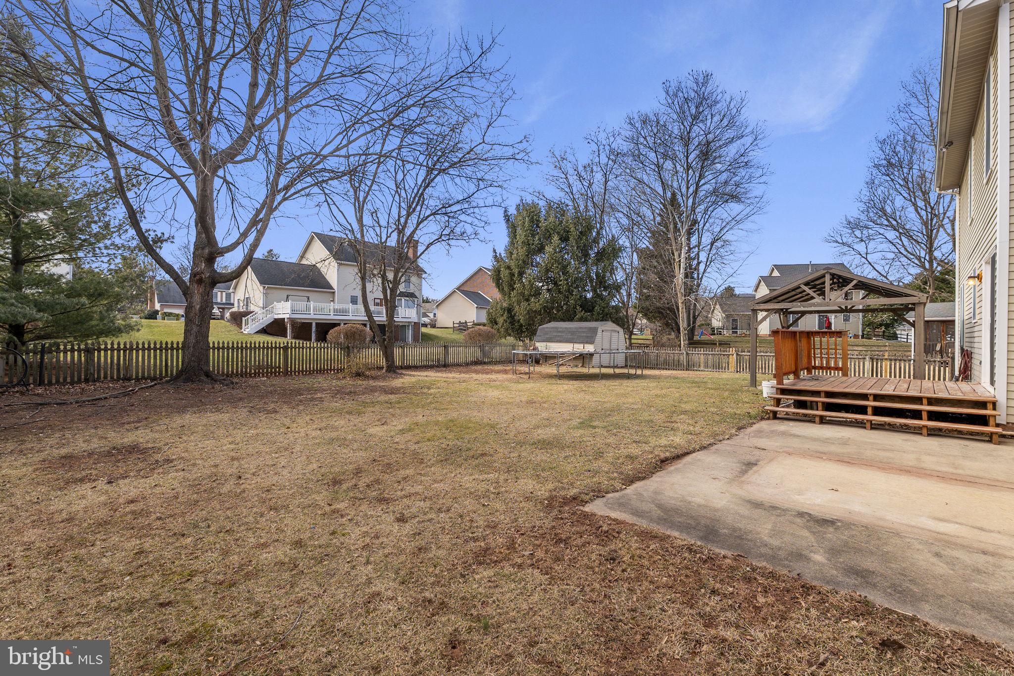 WHITTIER POND - Residential