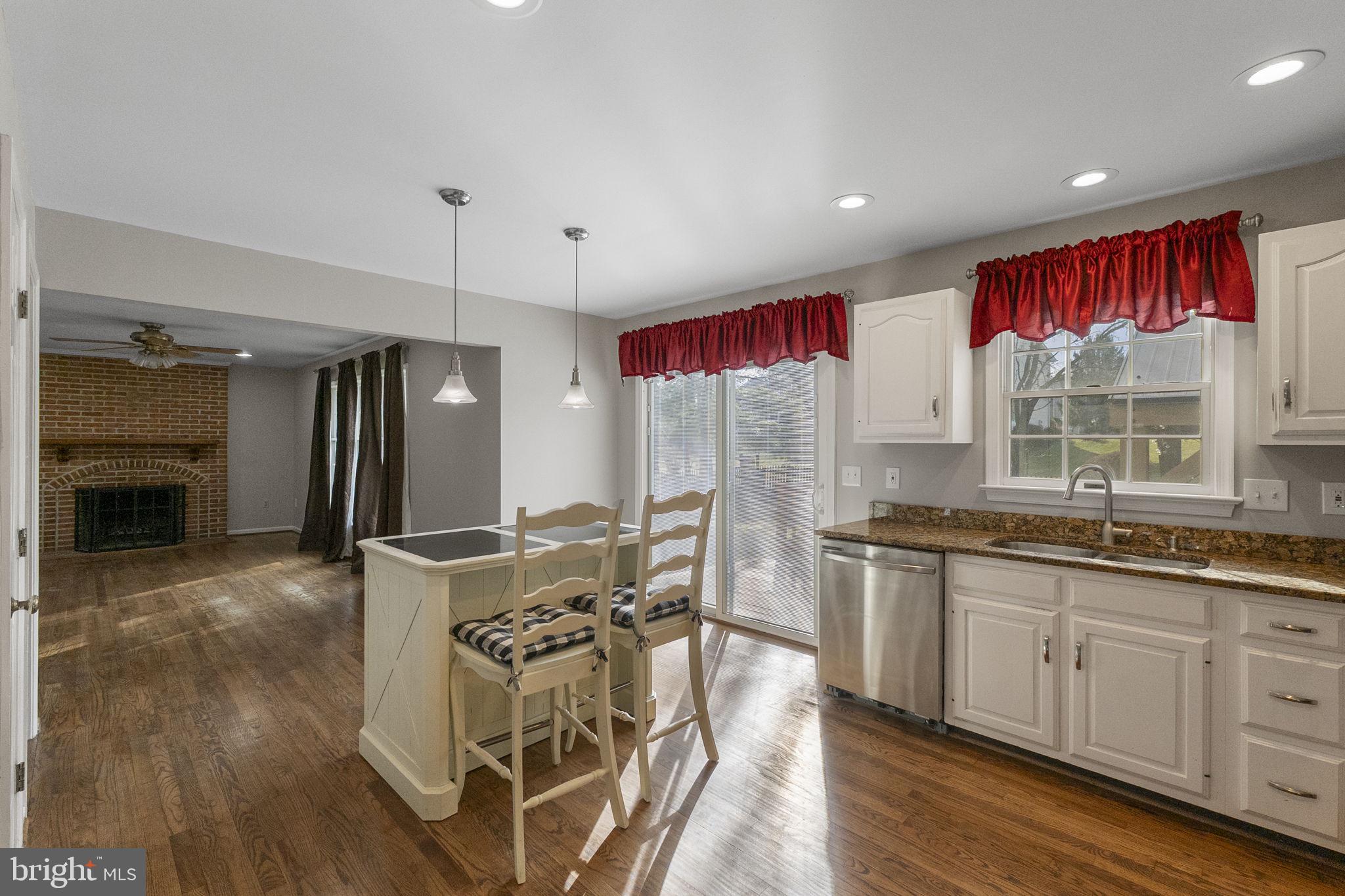 WHITTIER POND - Residential