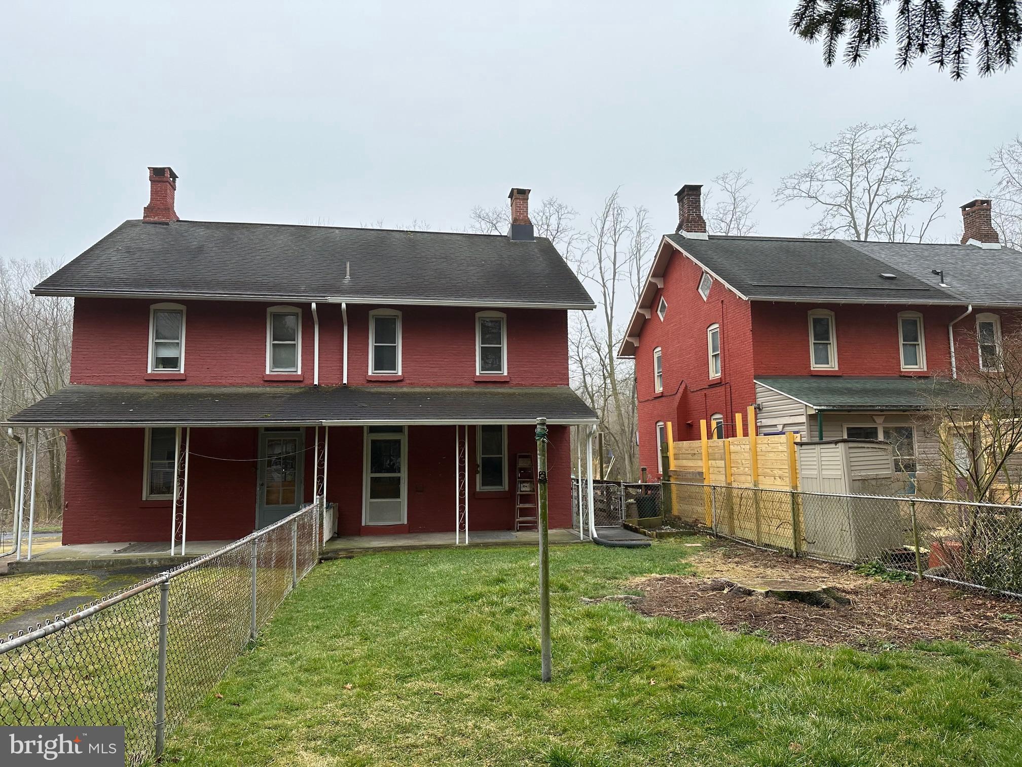 MINERS VILLAGE - Residential