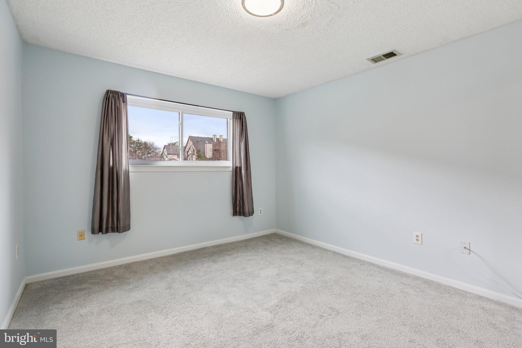 THE TIERS OF LAUREL LAKE - Residential