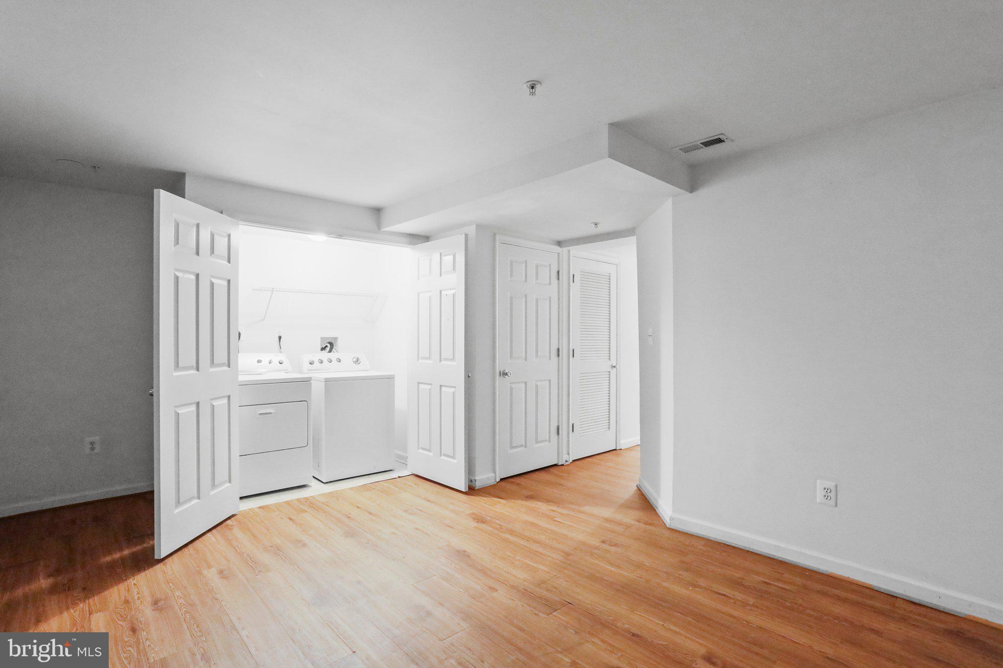 PARK OVERLOOK - Residential