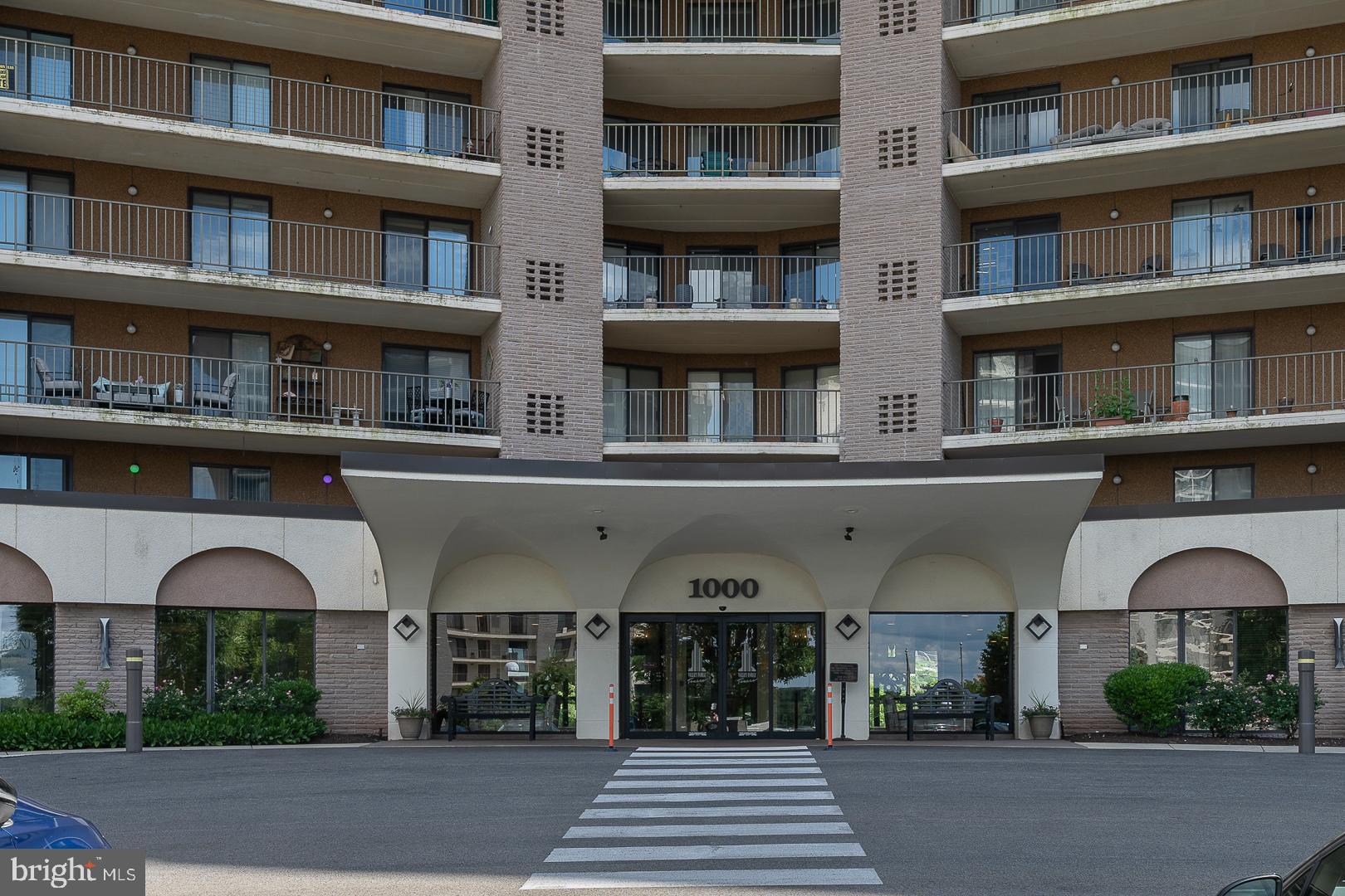 VALLEY FORGE TOWER - Residential