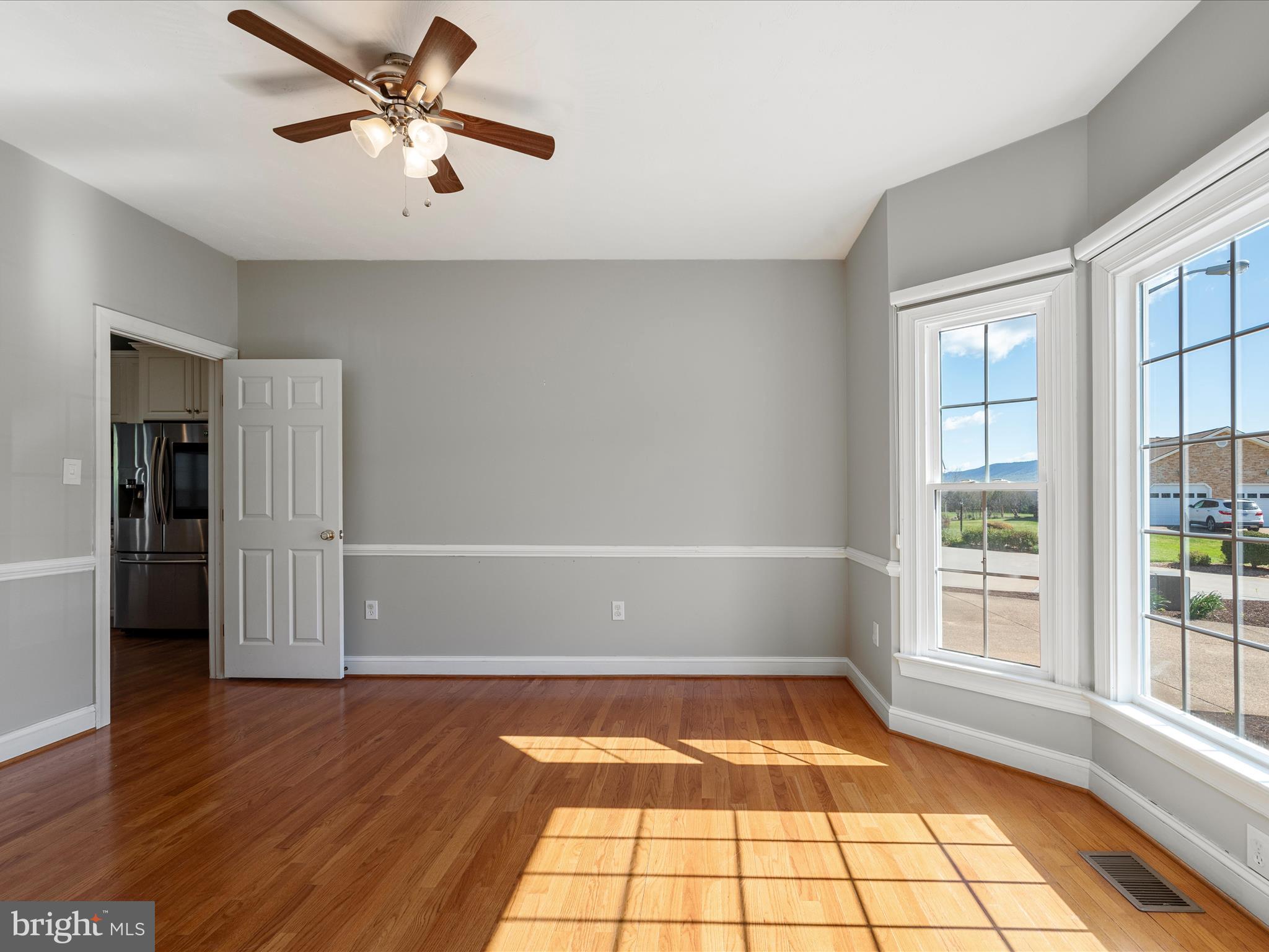 FAIRWAY MANOR - Residential