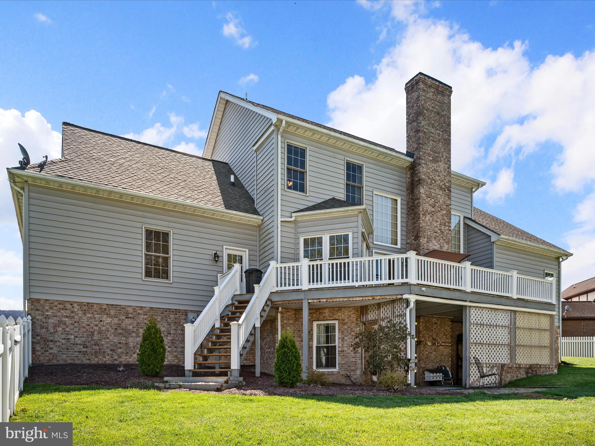 FAIRWAY MANOR - Residential