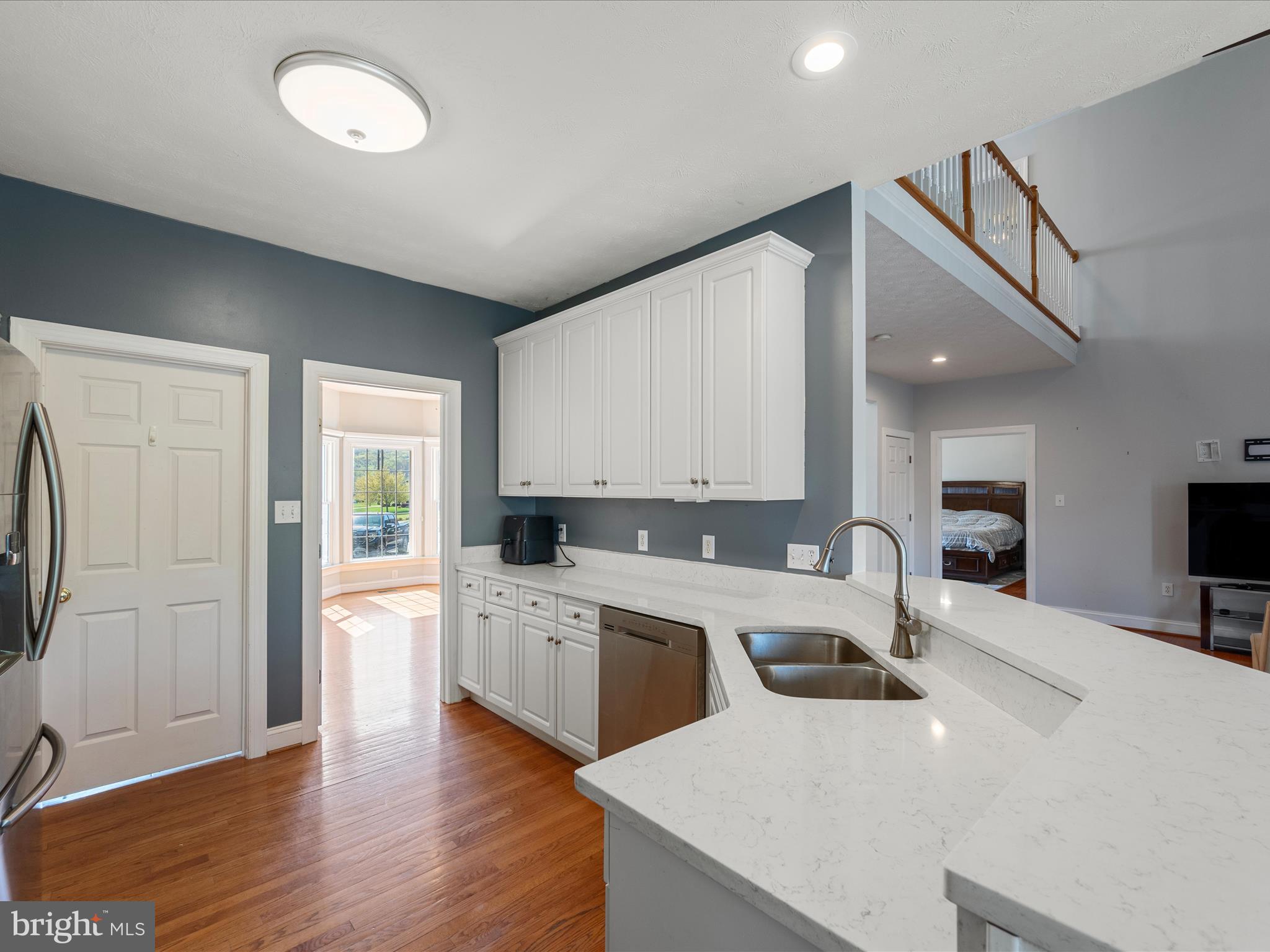 FAIRWAY MANOR - Residential